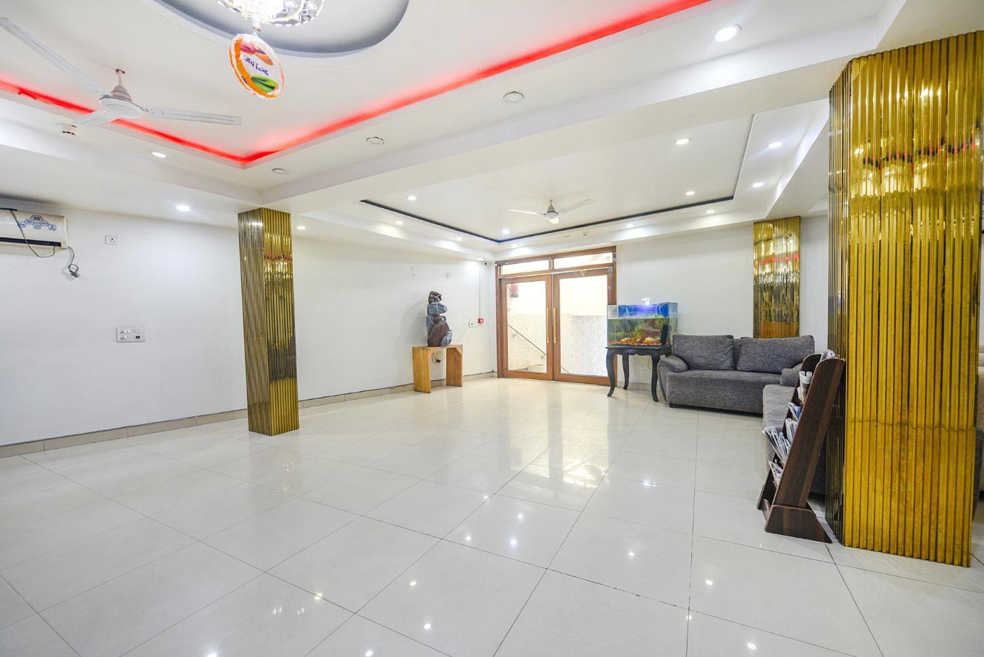 Fabhotel Aman Near Igi Airport Hotel