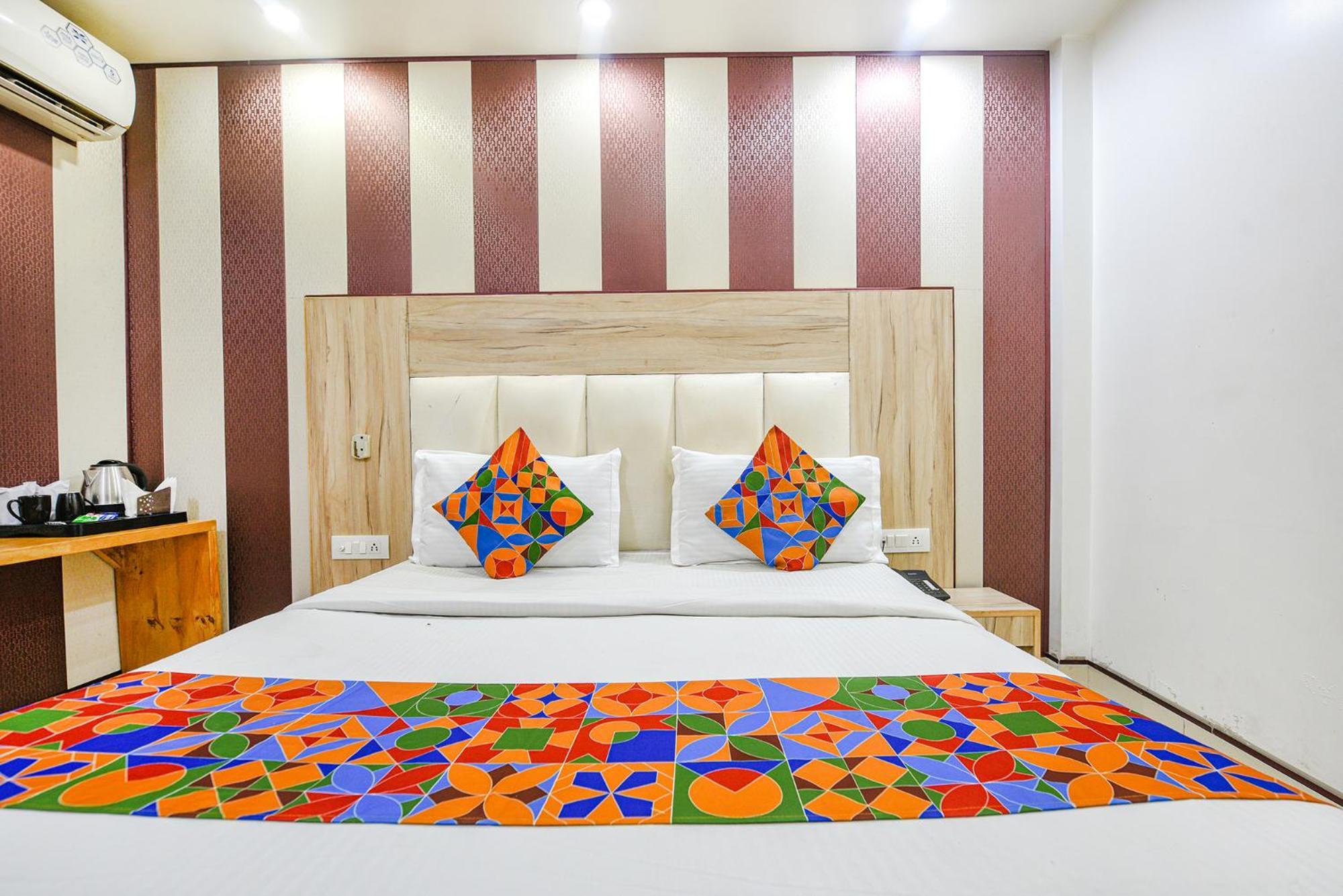 Fabhotel Aman Near Igi Airport 3*