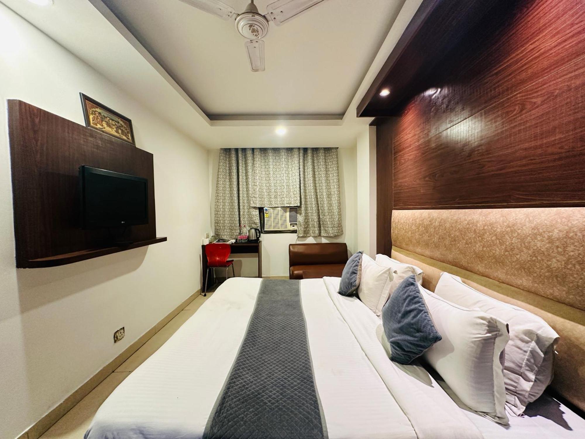 The Flight Path Hotel New Delhi