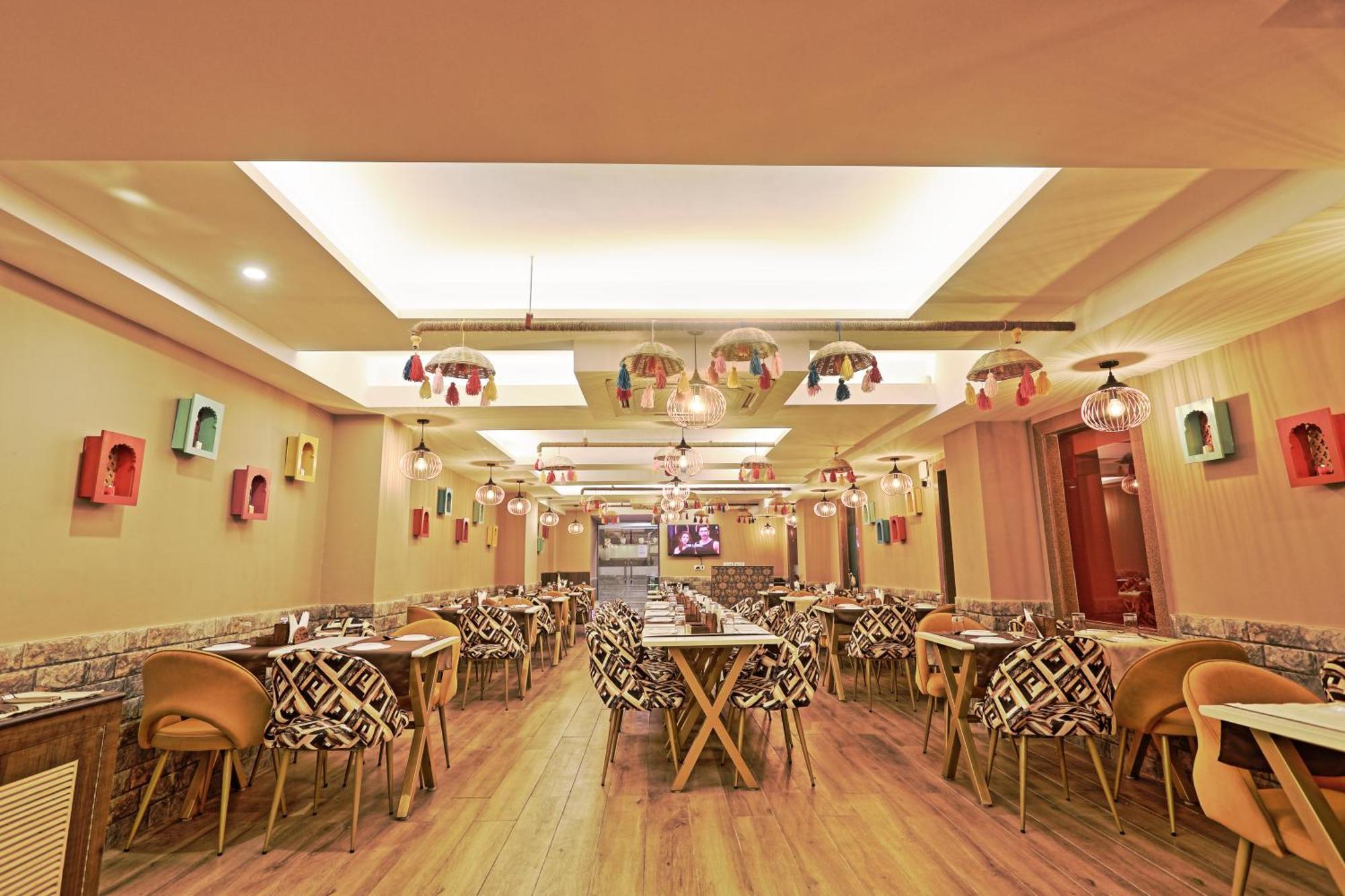 Hotel Cardinal Express Oxmo Igi Airport Delhi 4*