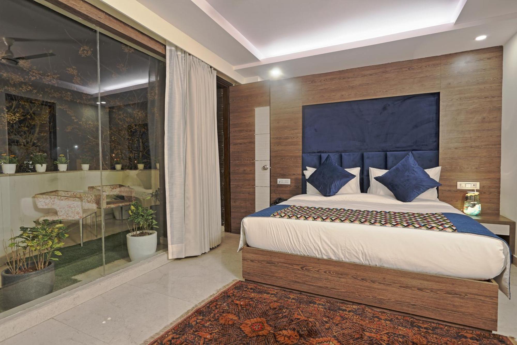 Hotel Cardinal Express Oxmo Igi Airport Delhi 4*