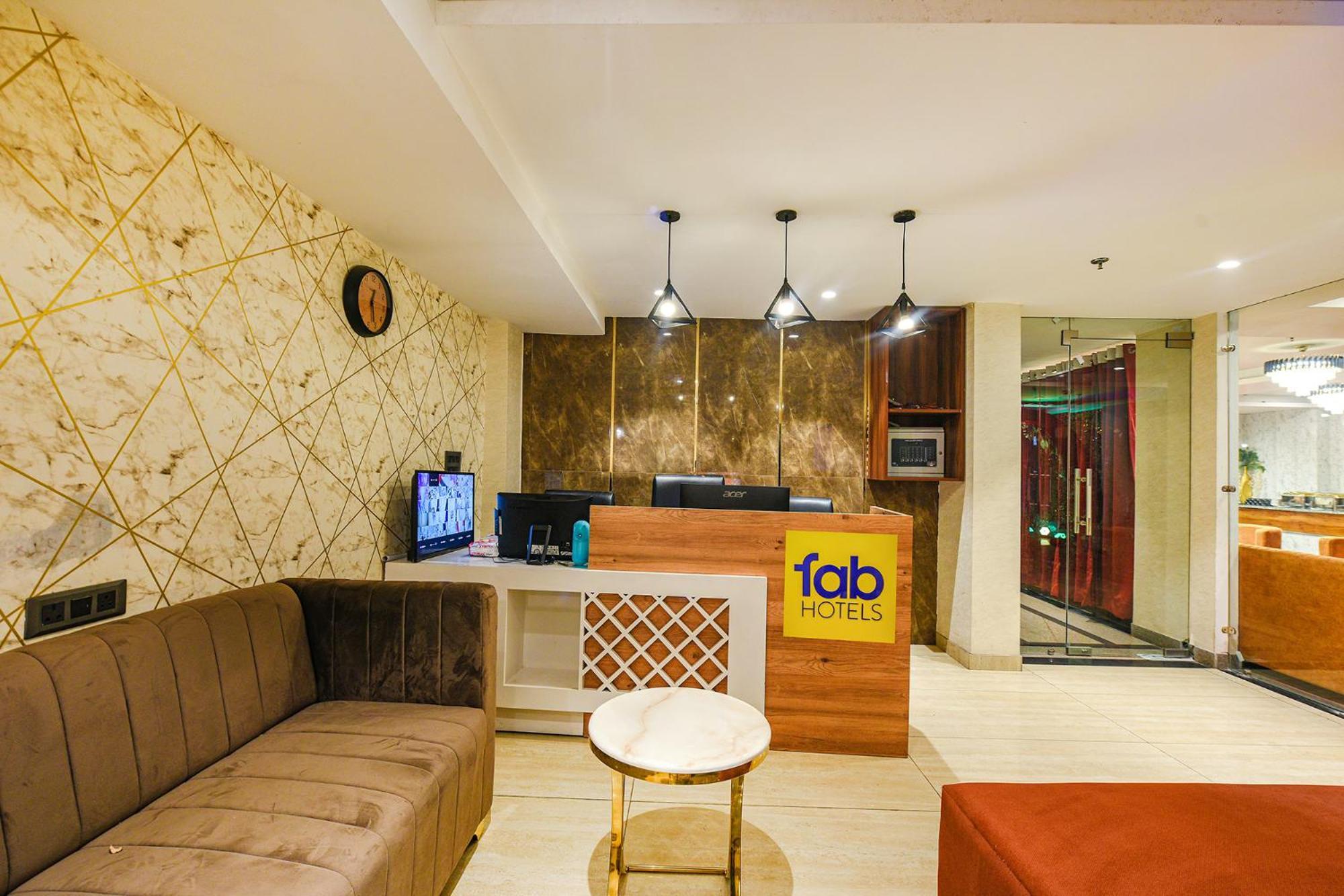 Fabhotel Prime Blest Park Near Yashobhoomi Convention Centre 3*