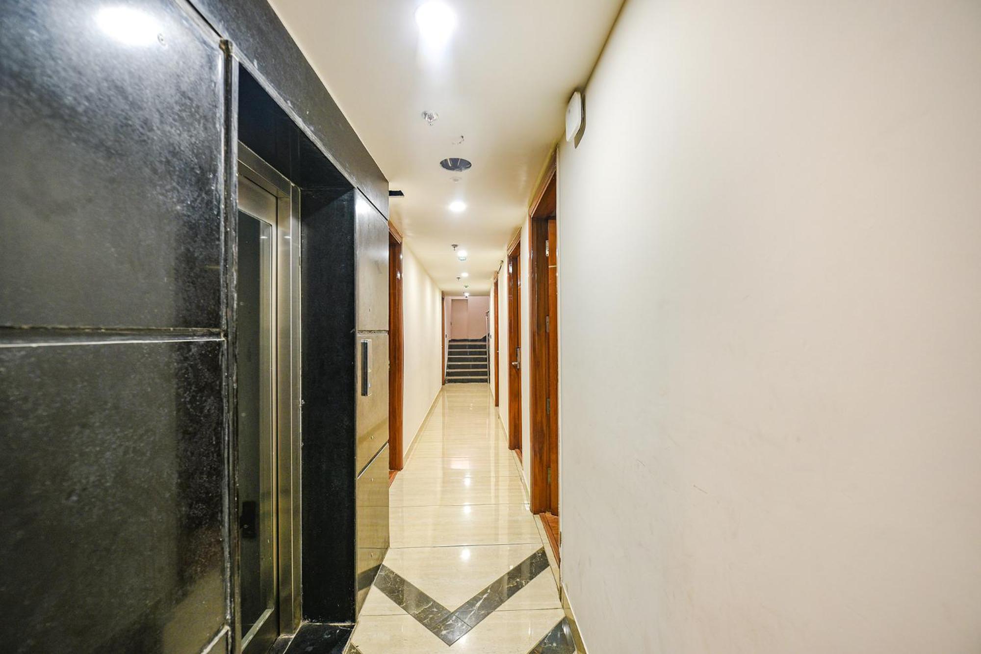 Fabhotel Prime Blest Park Near Yashobhoomi Convention Centre Hotel 3*