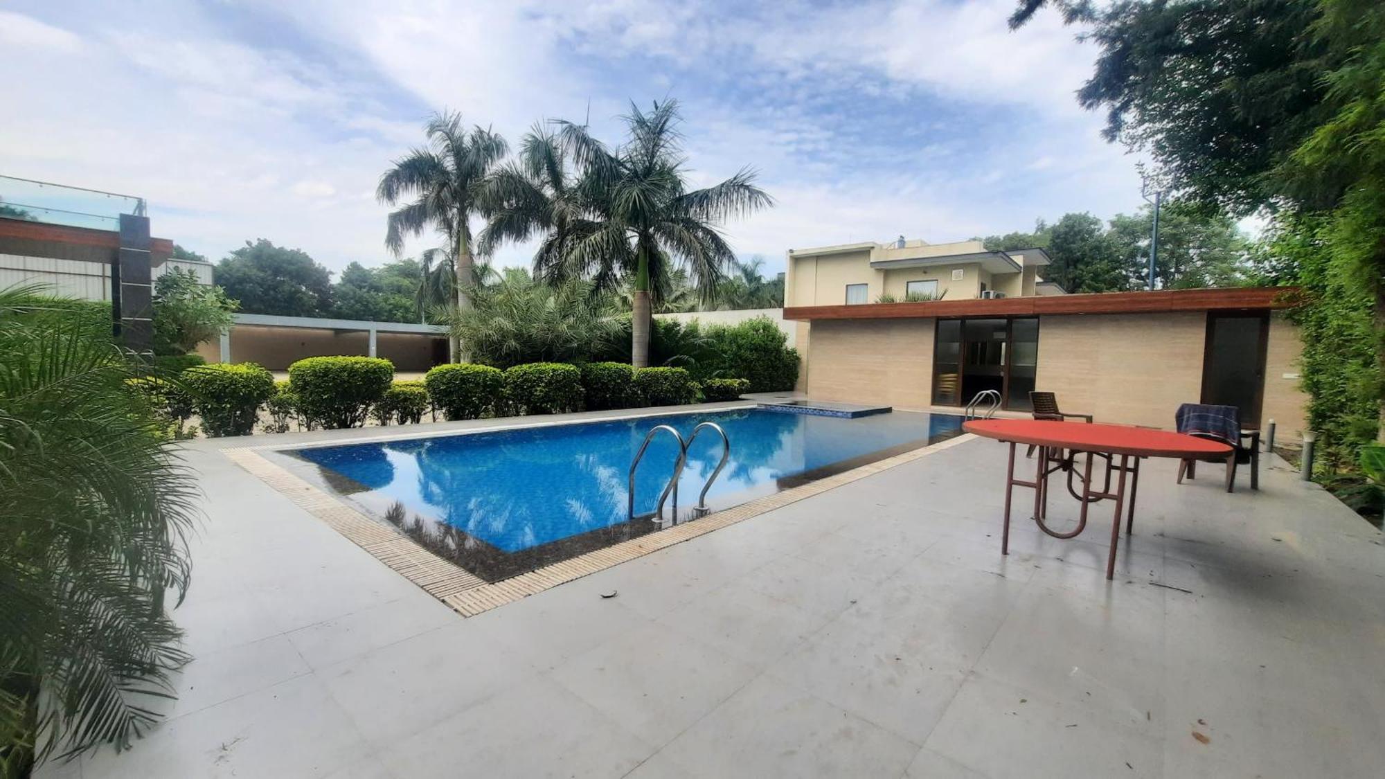 Villa Bliss In Chattarpur By Especial *