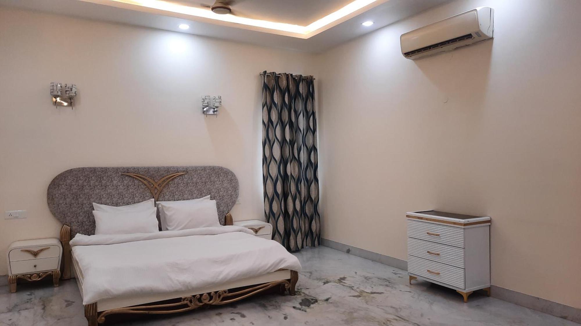 Bliss In Chattarpur By Especial *