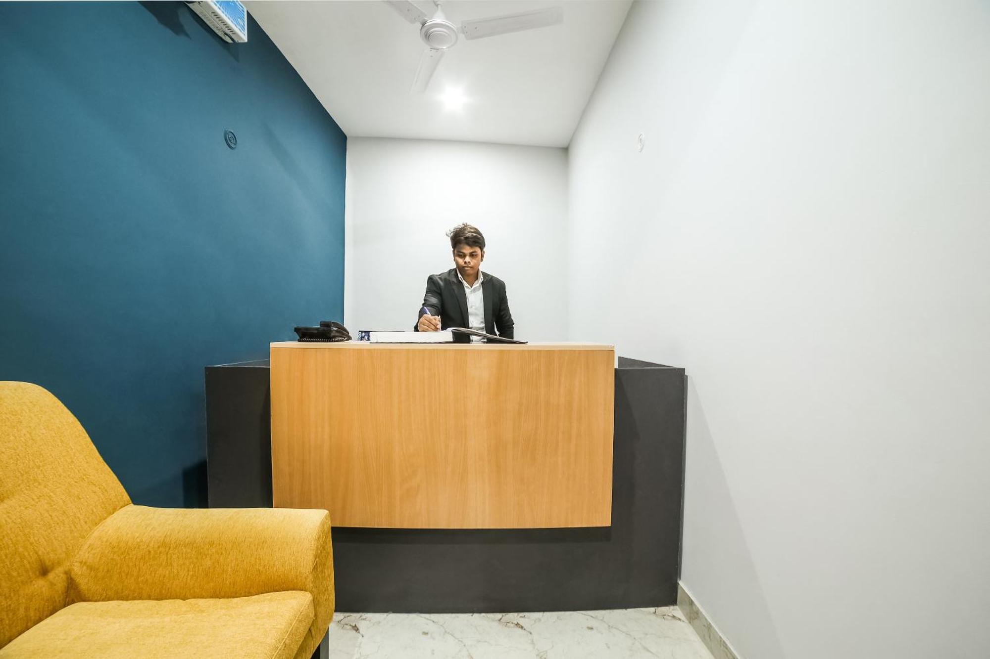 Hotel O Heaven Near Qutab Minar Metro Station 4*