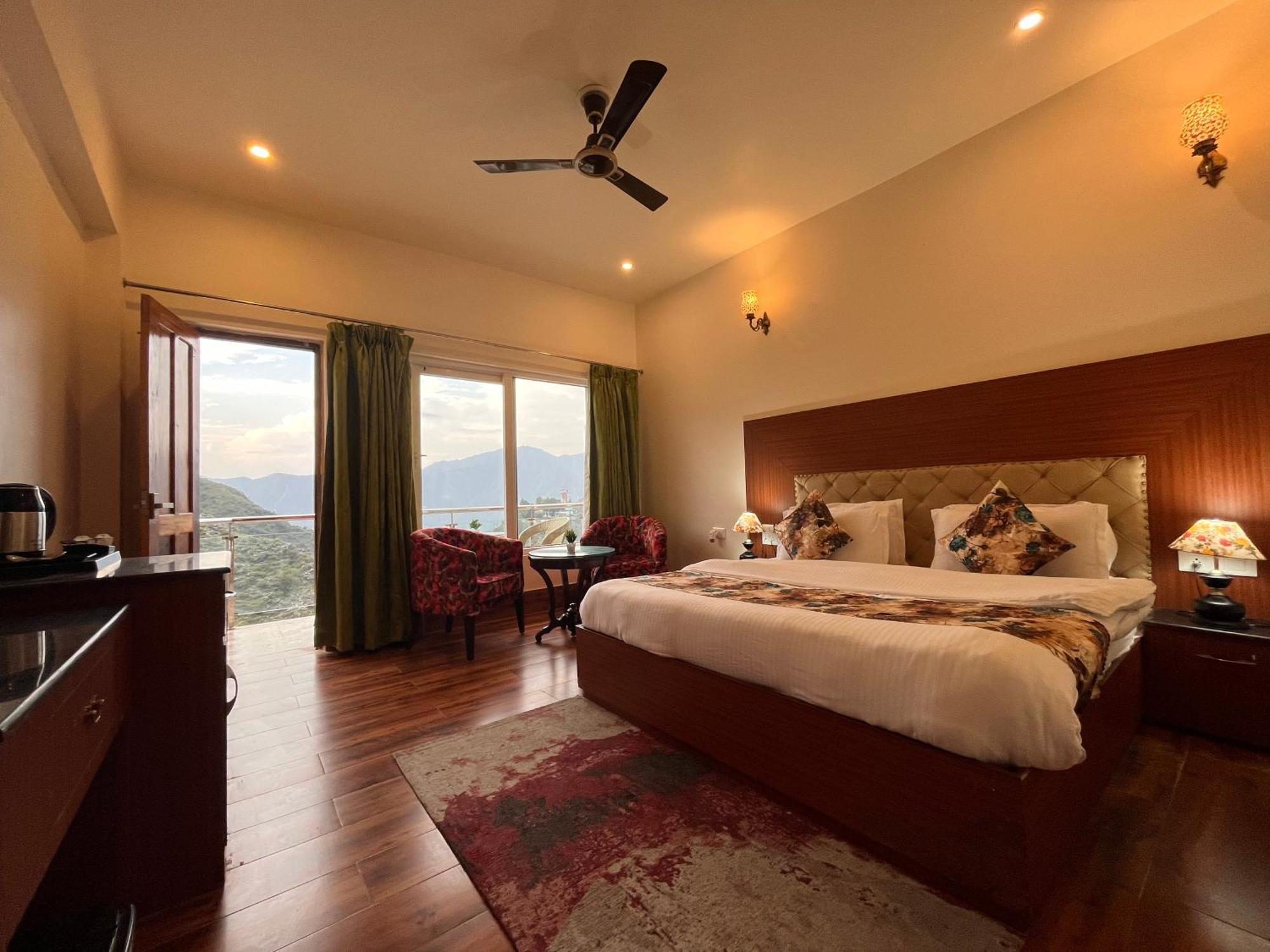 Hotel Ramayi 4*