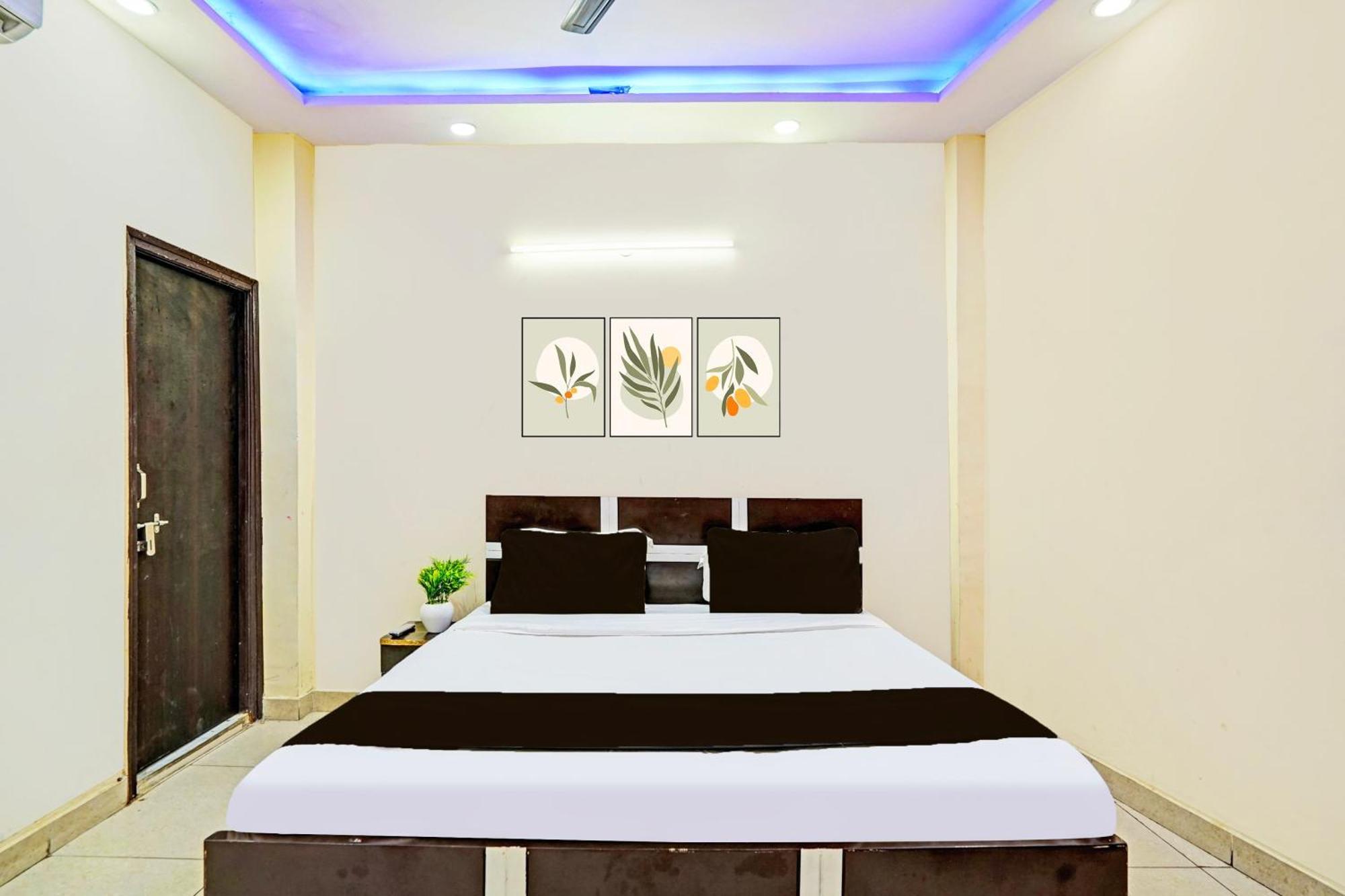 O Royal Hotel New Delhi