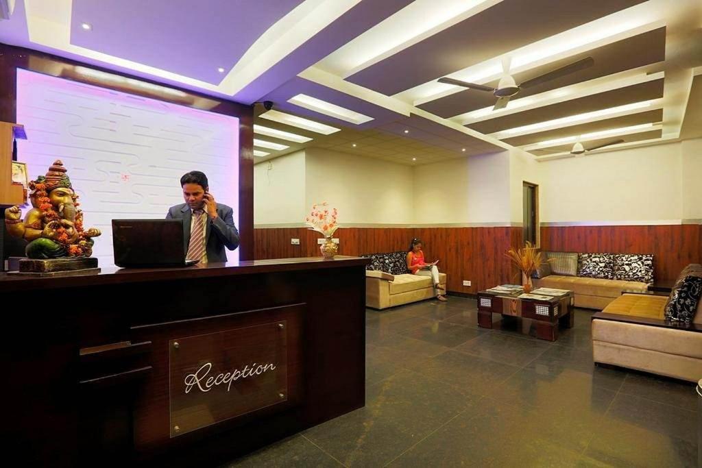 Hotel Ivy Plaza Near Igi Airport