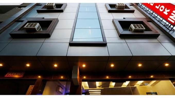Hotel Ivy Plaza Near Igi Airport Hotel