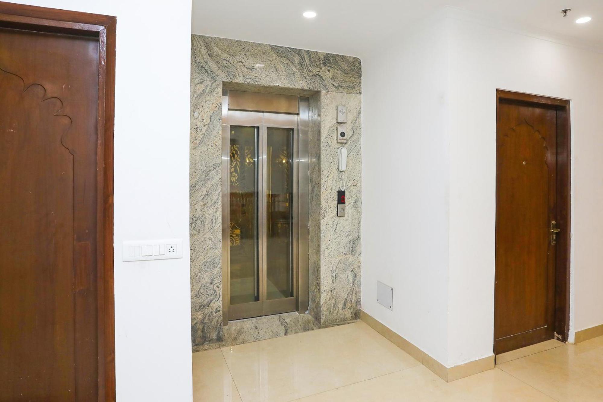 Collection O Residency Near Dwarka Sector 21 Metro Station Kapas Hera