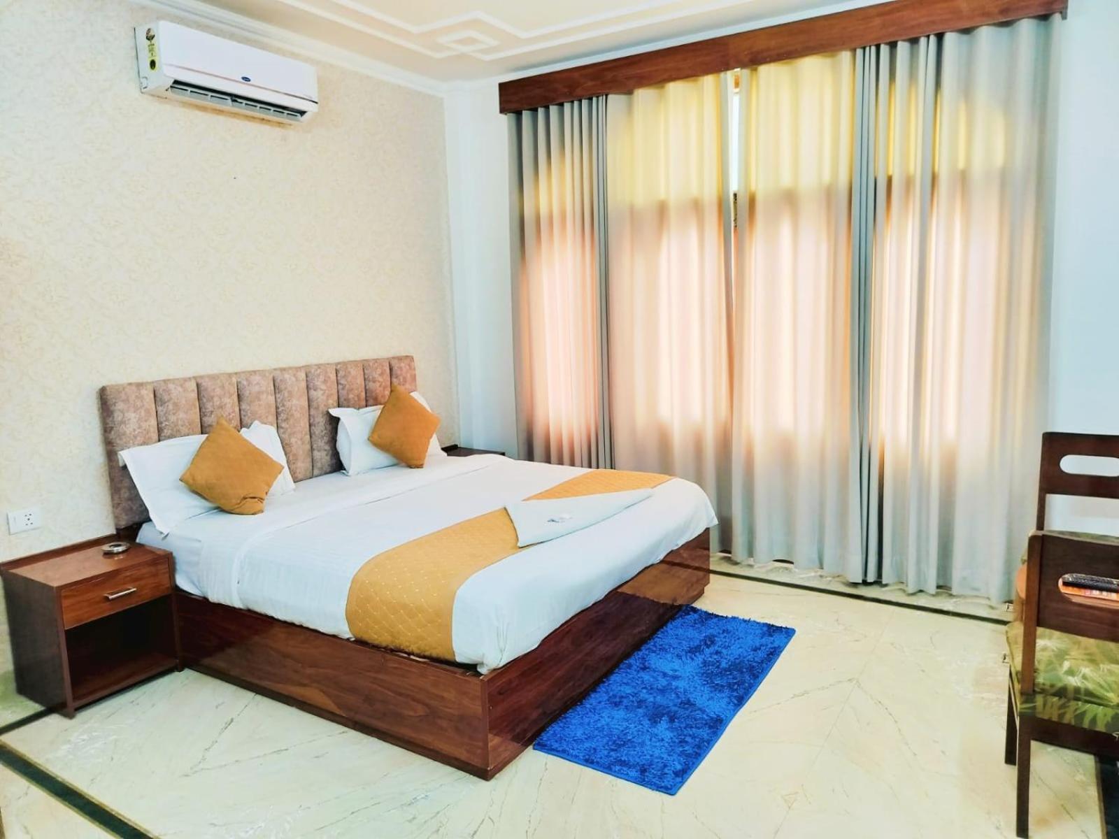 Hotel Soft Petal Residency Near Delhi International Airport Nova Deli