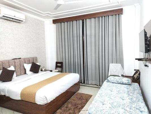 Soft Petal Residency Near Delhi International Airport Nova Deli