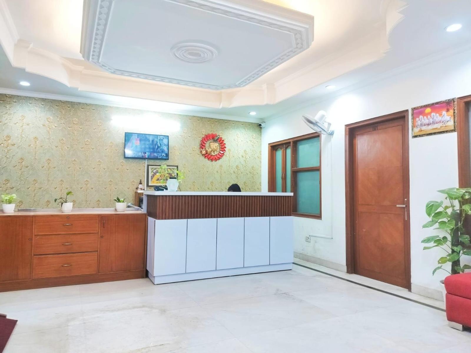 Soft Petal Residency Near Delhi International Airport Nova Deli