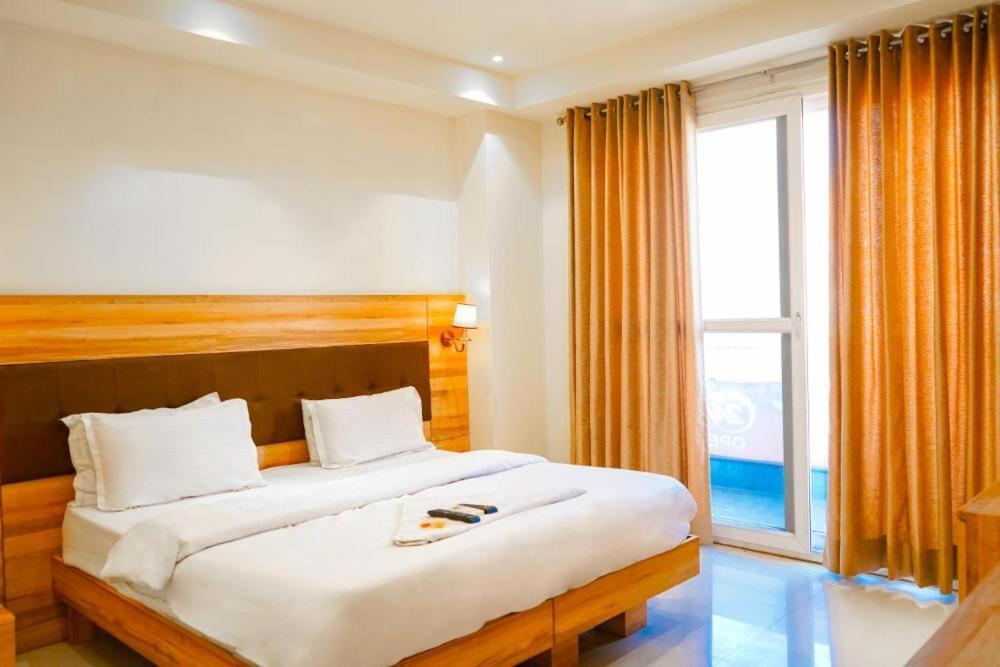 Bed & Breakfast 24by7
