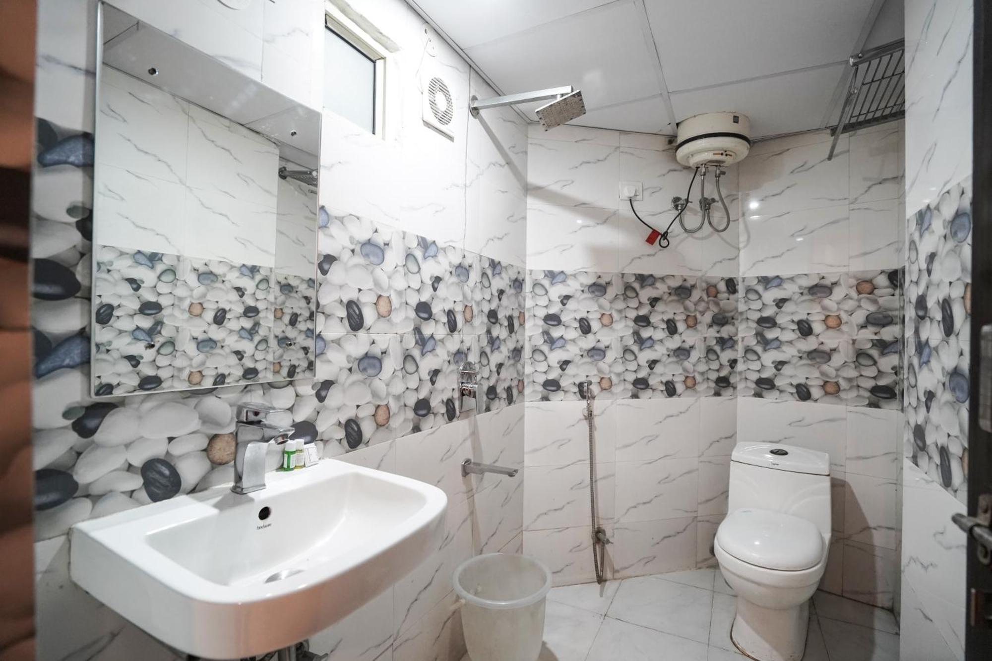 Happy Delhi Airport Hotel New Delhi