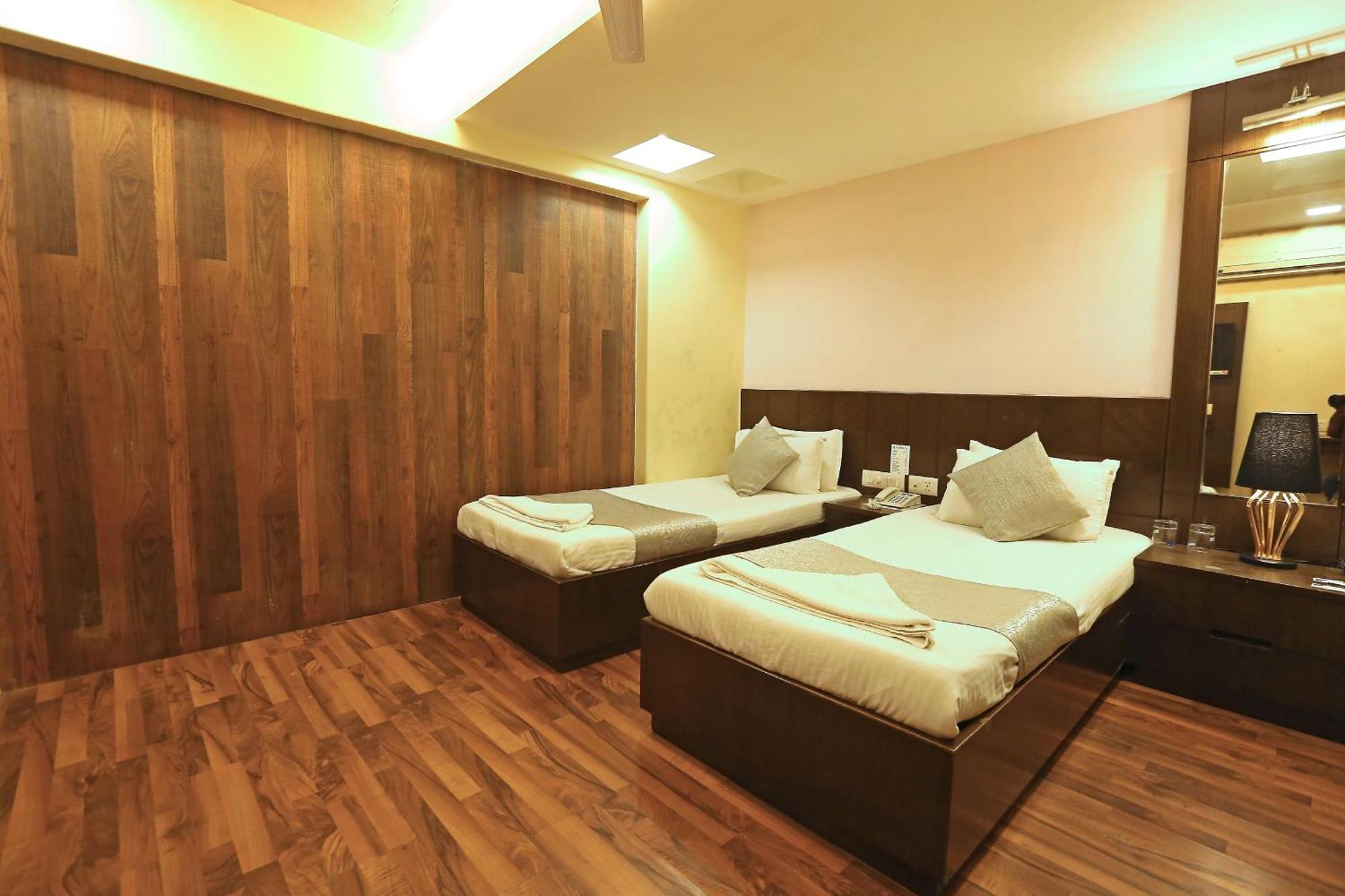The Grand Vasant Kunj Road Delhi Airport