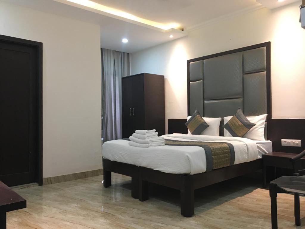 Hotel Spb 87 Near Karol Bagh Metro Station Delhi (National Capital Territory of India)
