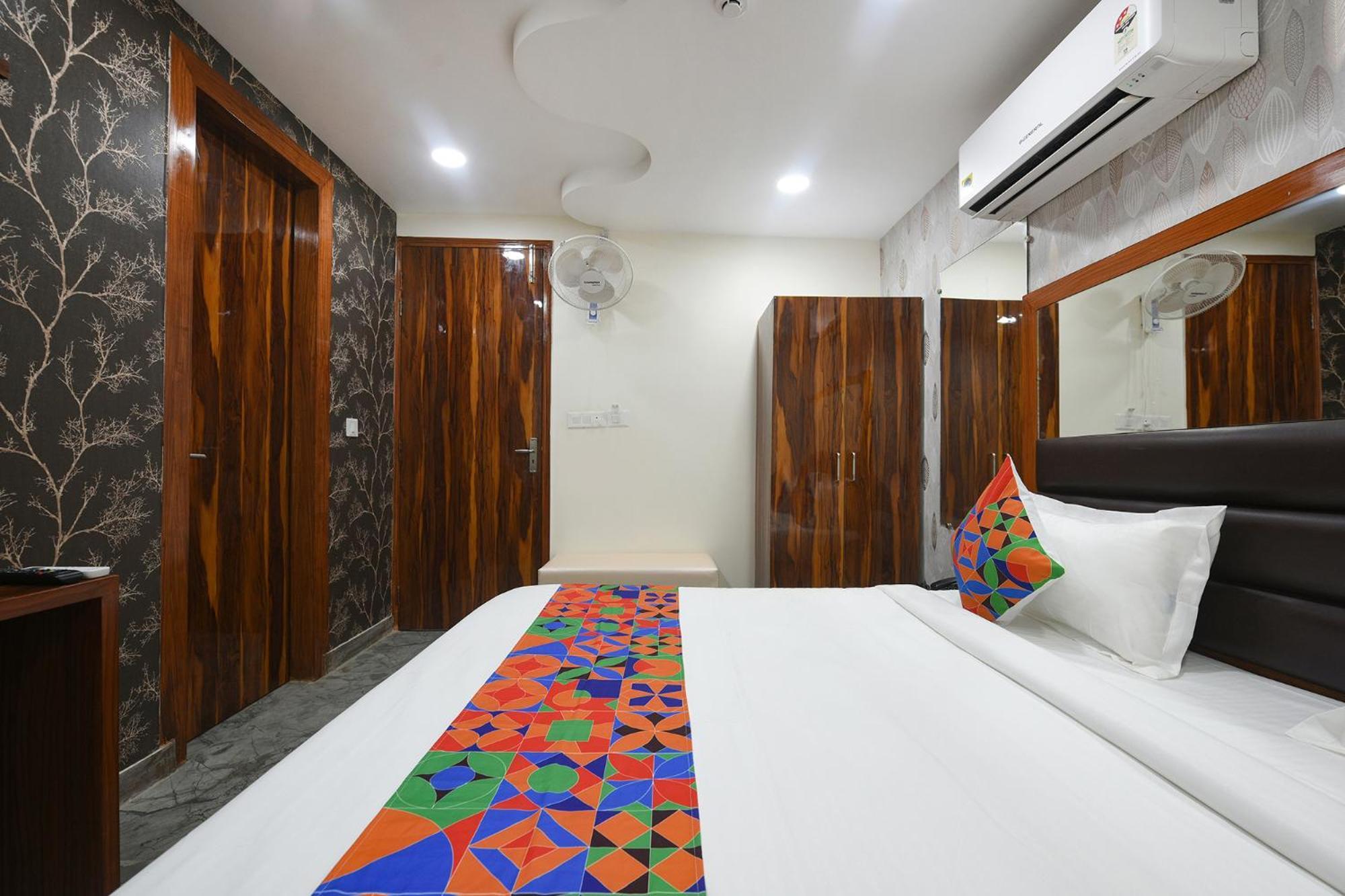 Hotel Fabhotel Mona Continental - Nr Laxmi Nagar It Hub Nova Deli