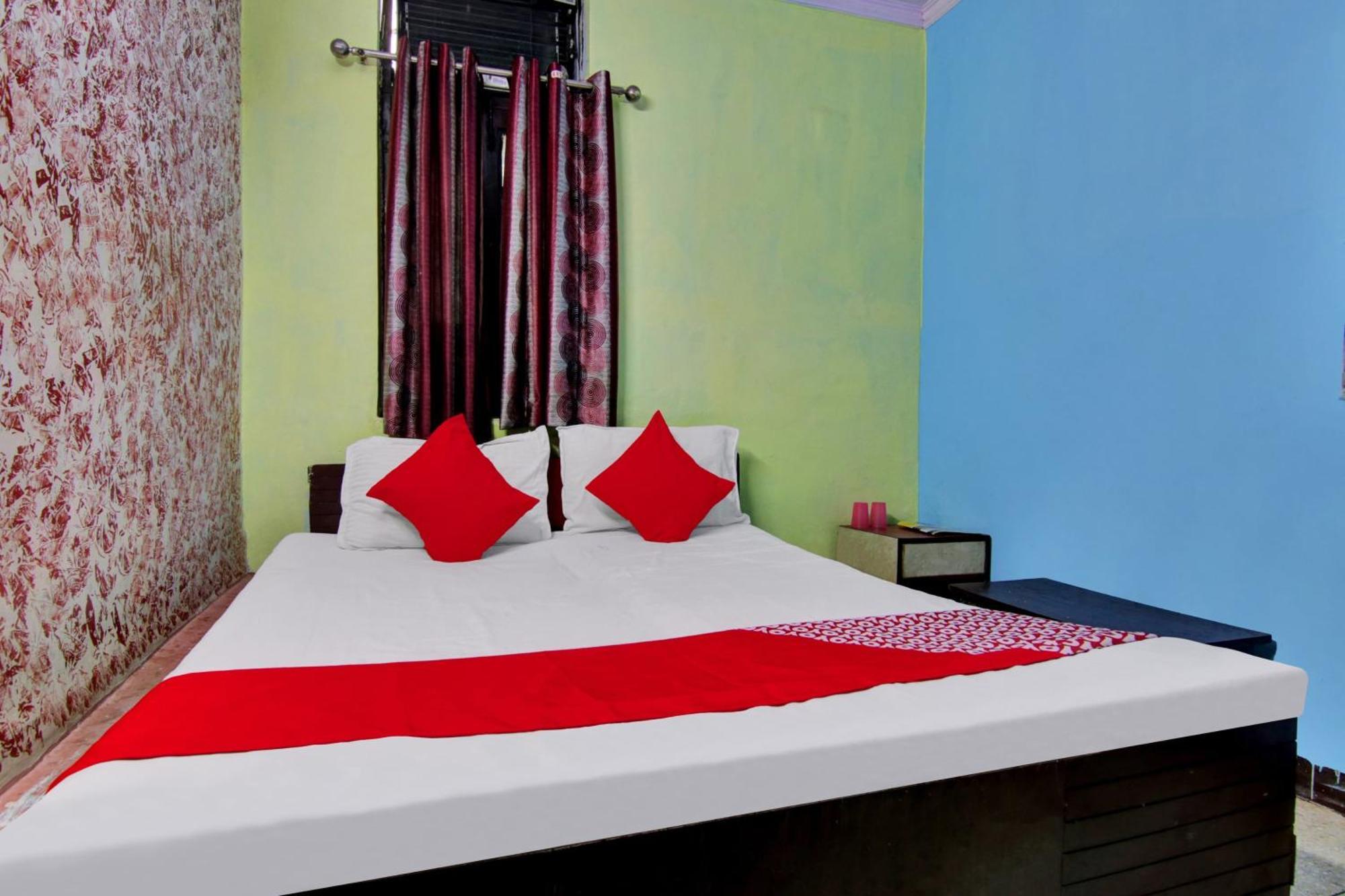 Oyo Flagship 81167 Swagat Dx Hotel 3*