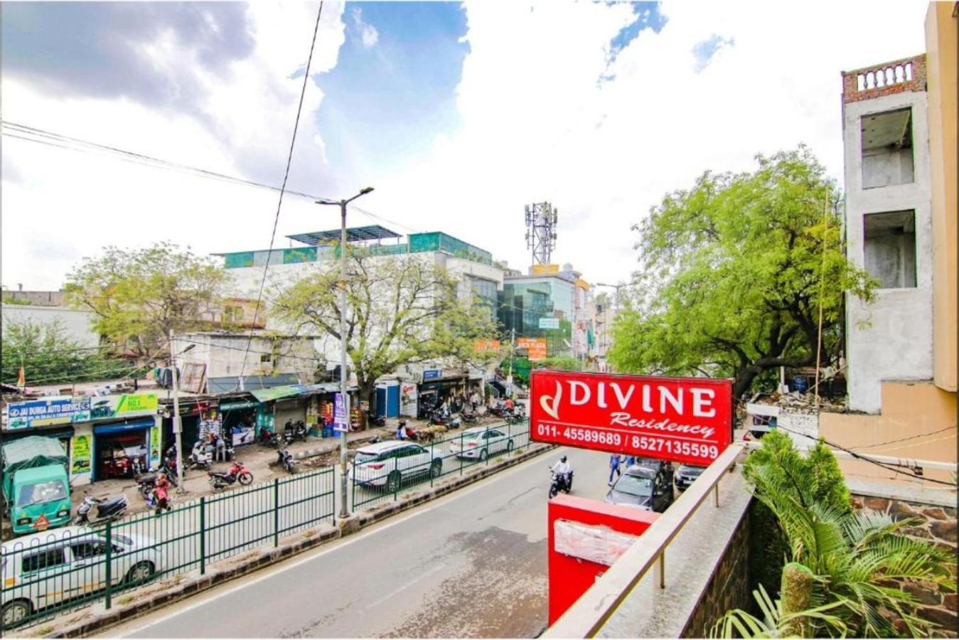 Divine Residency By Jmd Group Near Yashobhoomi & Delhi Igi Airport Hotel 3*