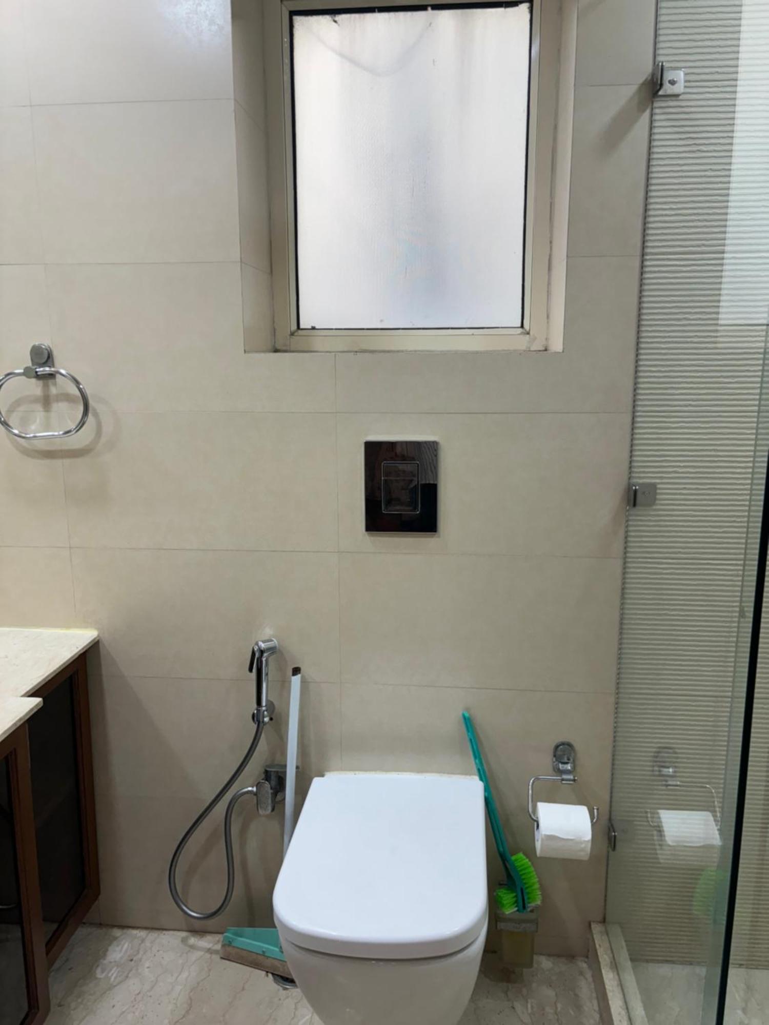 Apartment Fortune Service 3bhk,j-223 Saket *