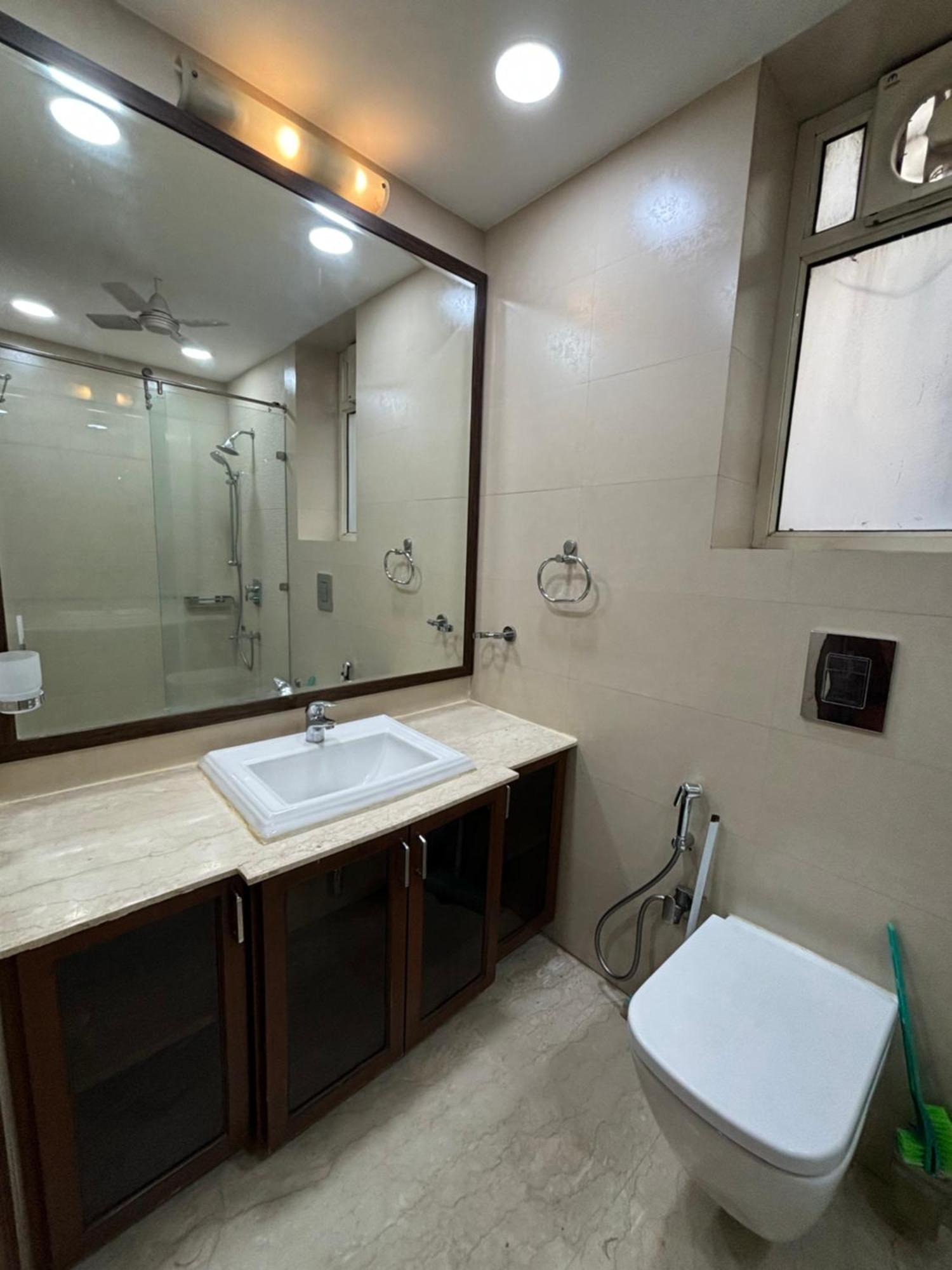Apartment Fortune Service 3bhk,j-223 Saket New Delhi