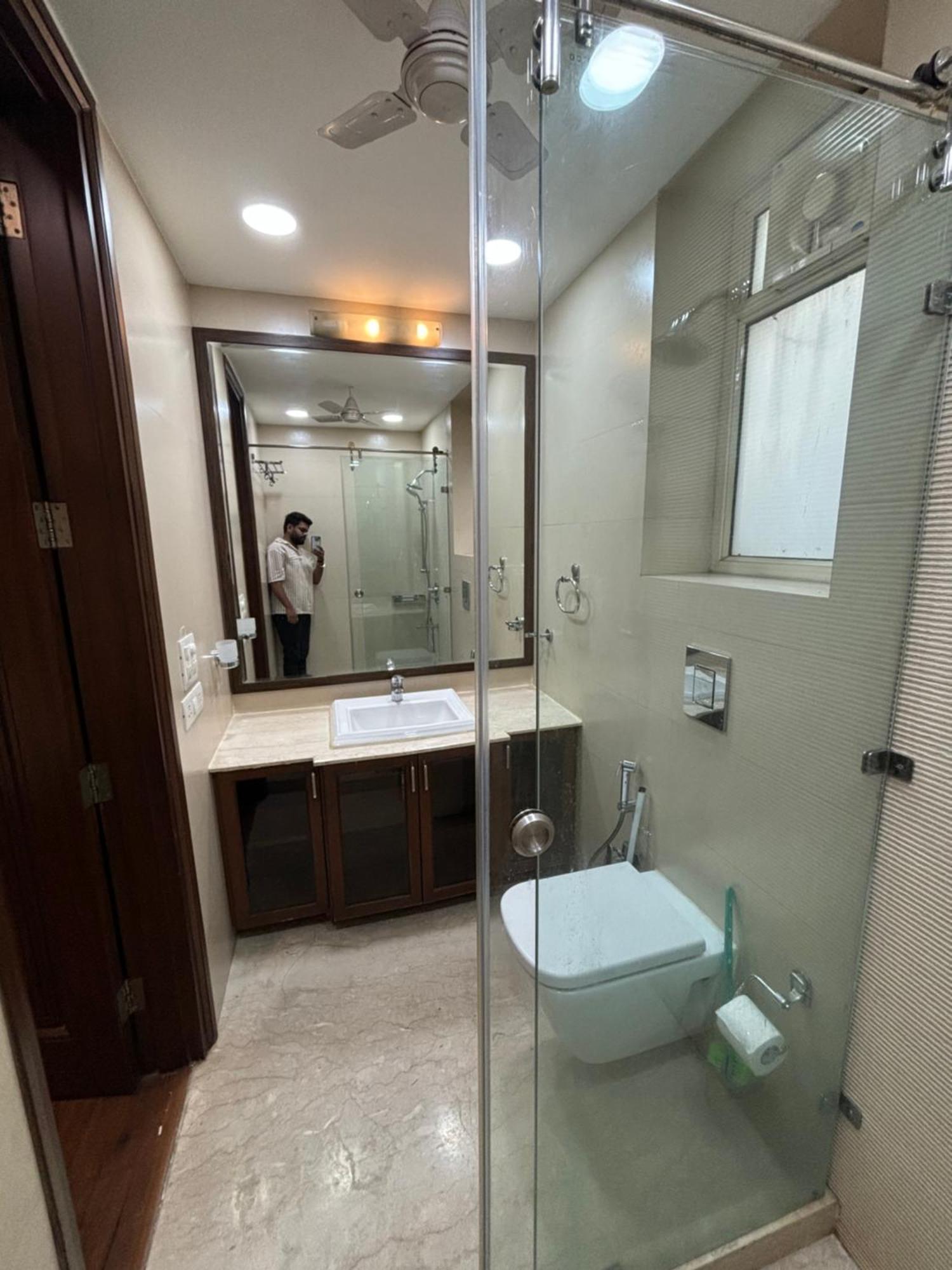 Fortune Service 3bhk,j-223 Saket Apartment *