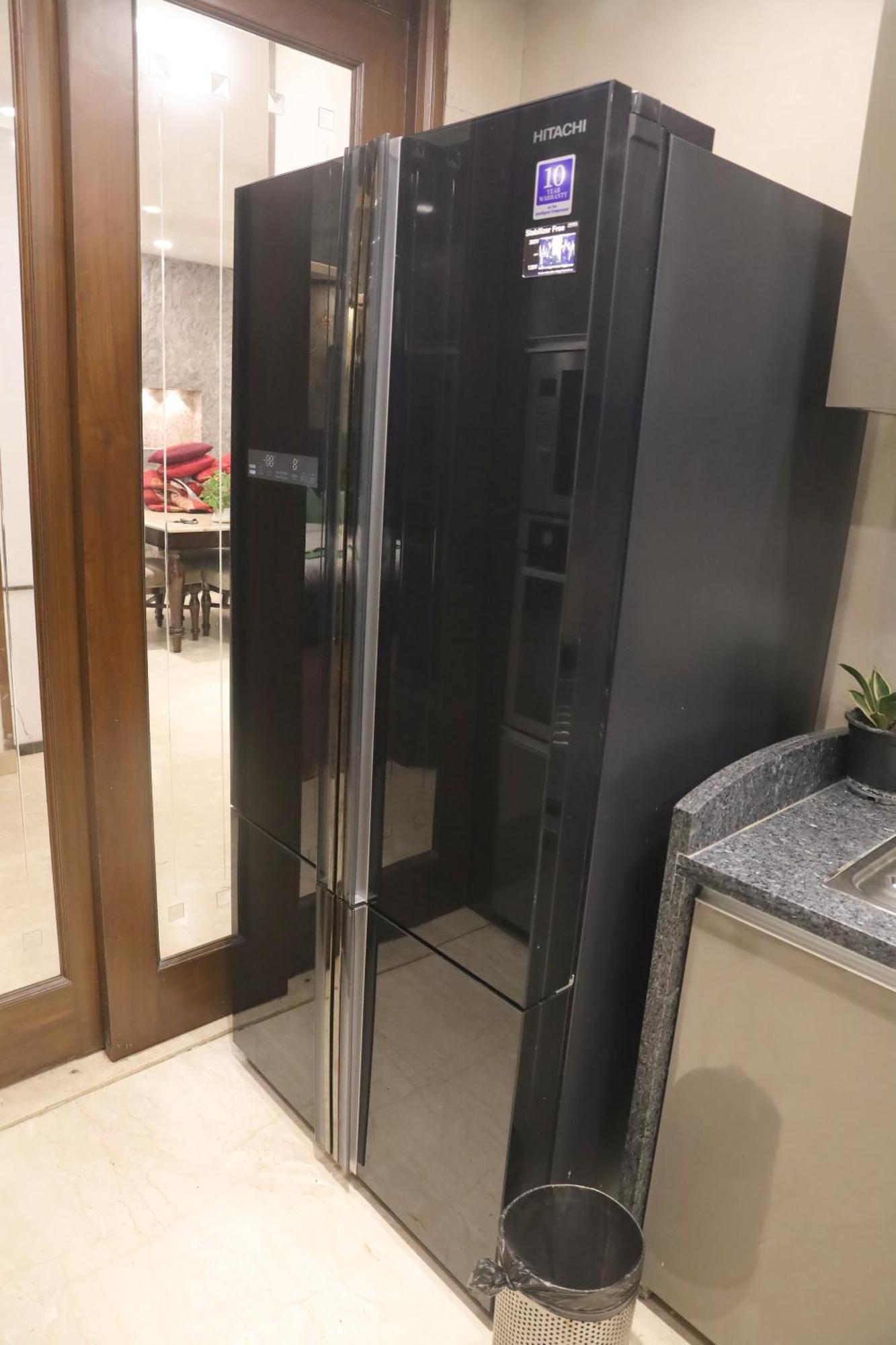 Apartment Fortune Service 3bhk,j-223 Saket *