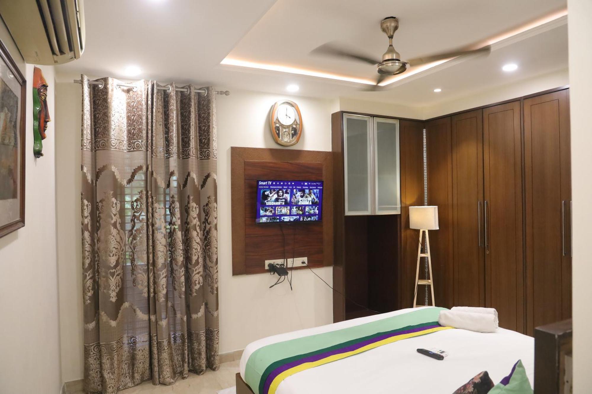 Fortune Service 3bhk,j-223 Saket *
