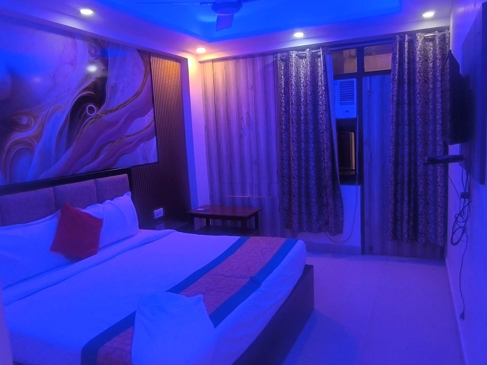 Hotel Lookout Delhi Igi Airport