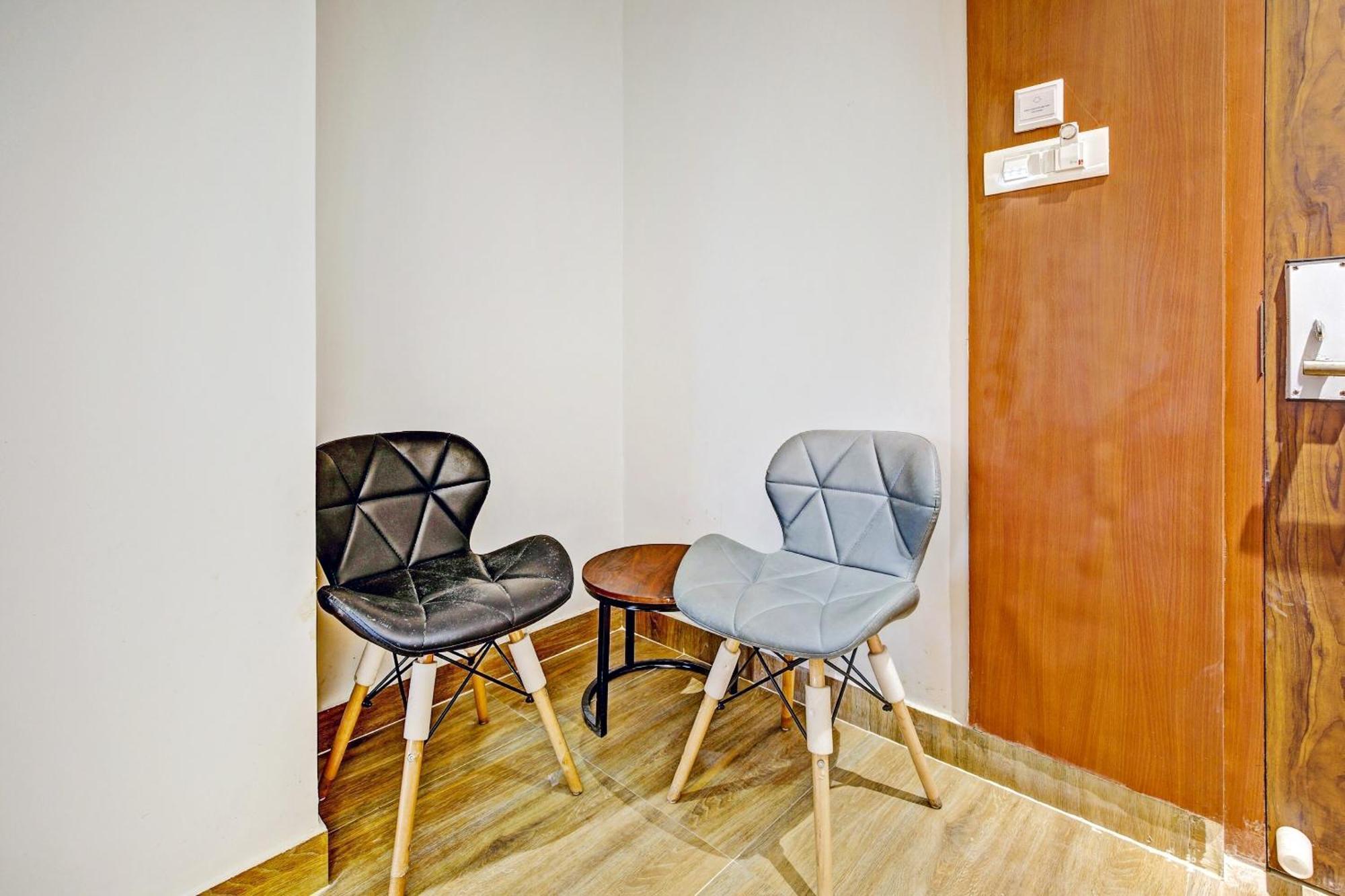 Hotel O-cean Near Delhi Airport