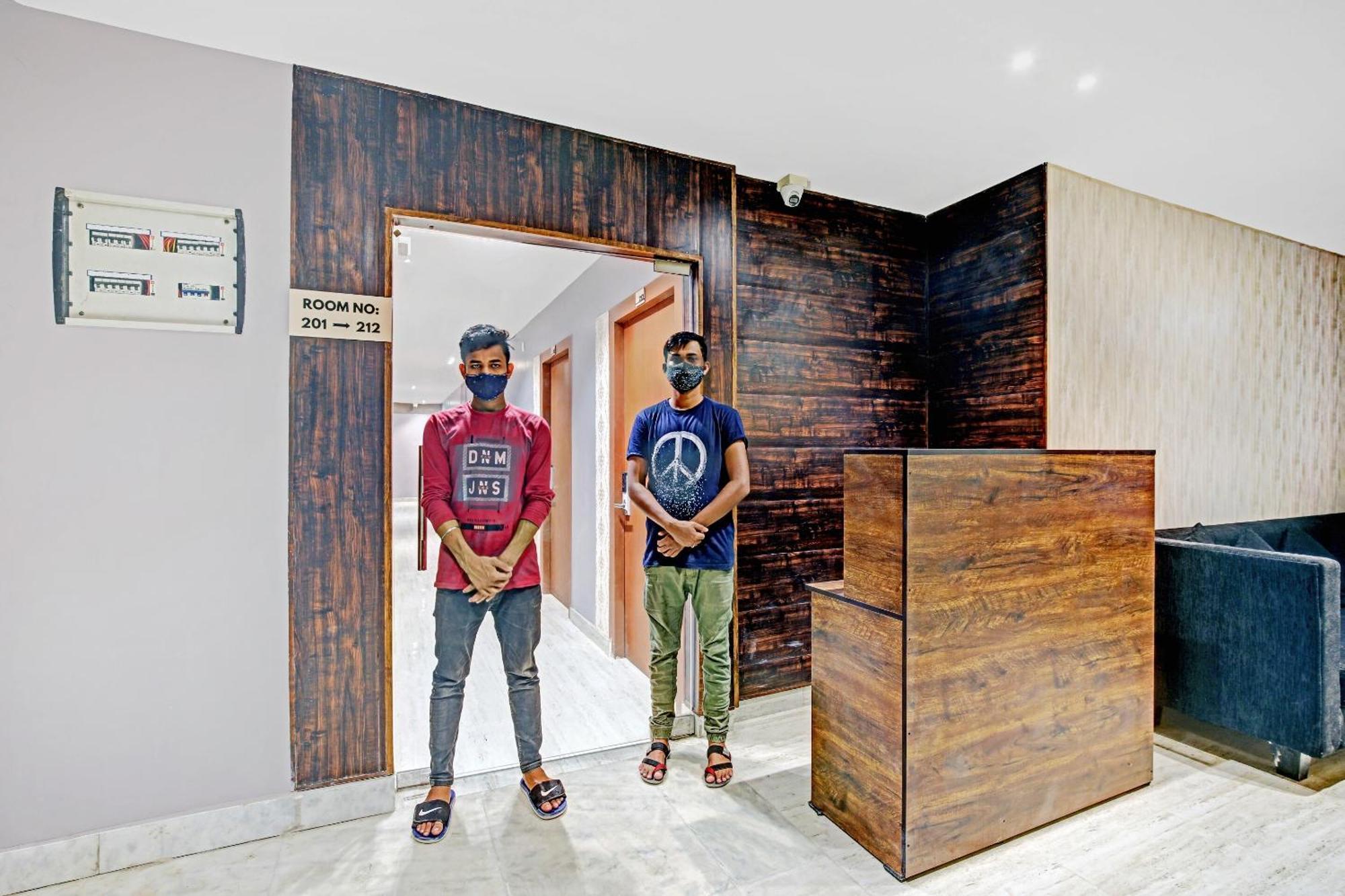 Hotel O-cean Near Delhi Airport