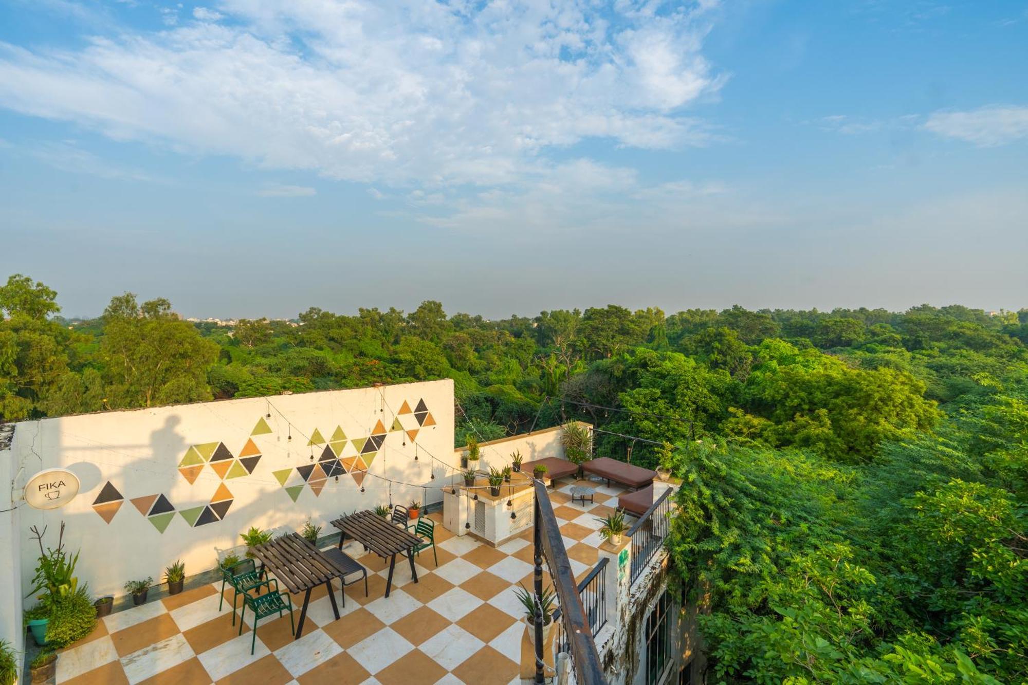 Hotel Minimalist One Hauz Khas Village New Delhi