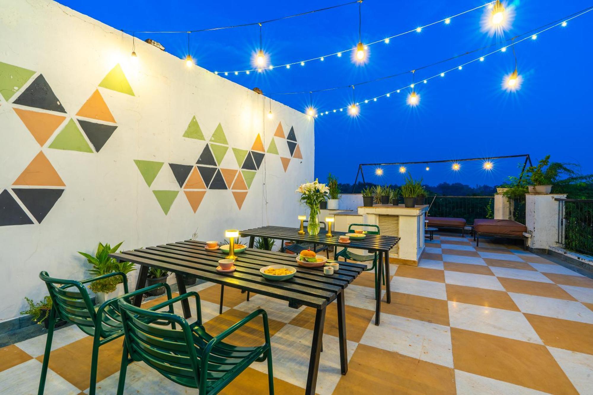 Hotel Minimalist One Hauz Khas Village New Delhi
