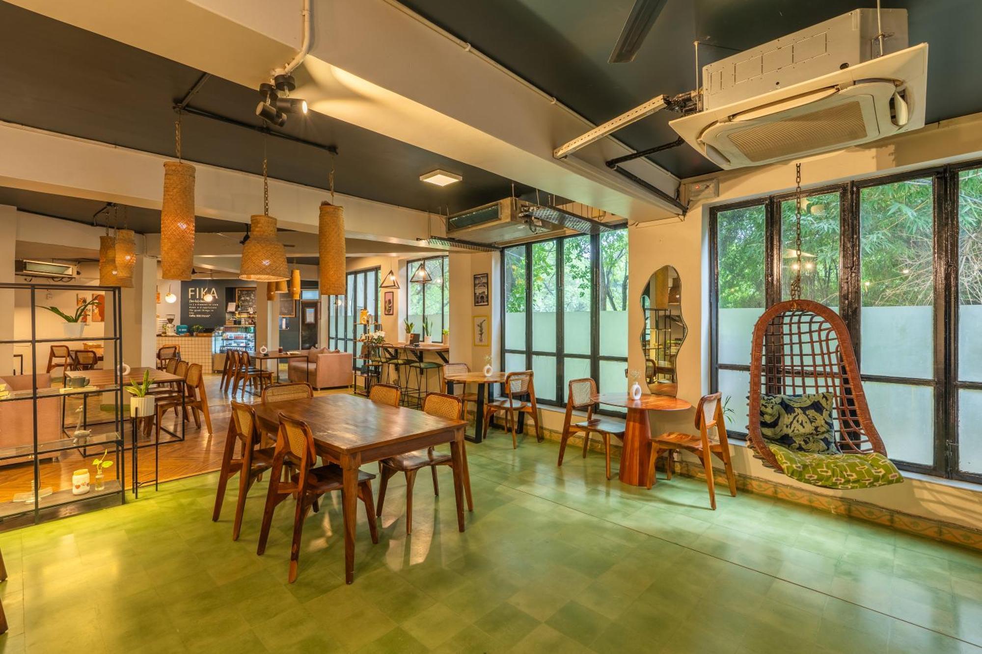 Minimalist One Hauz Khas Village Hotel 3*