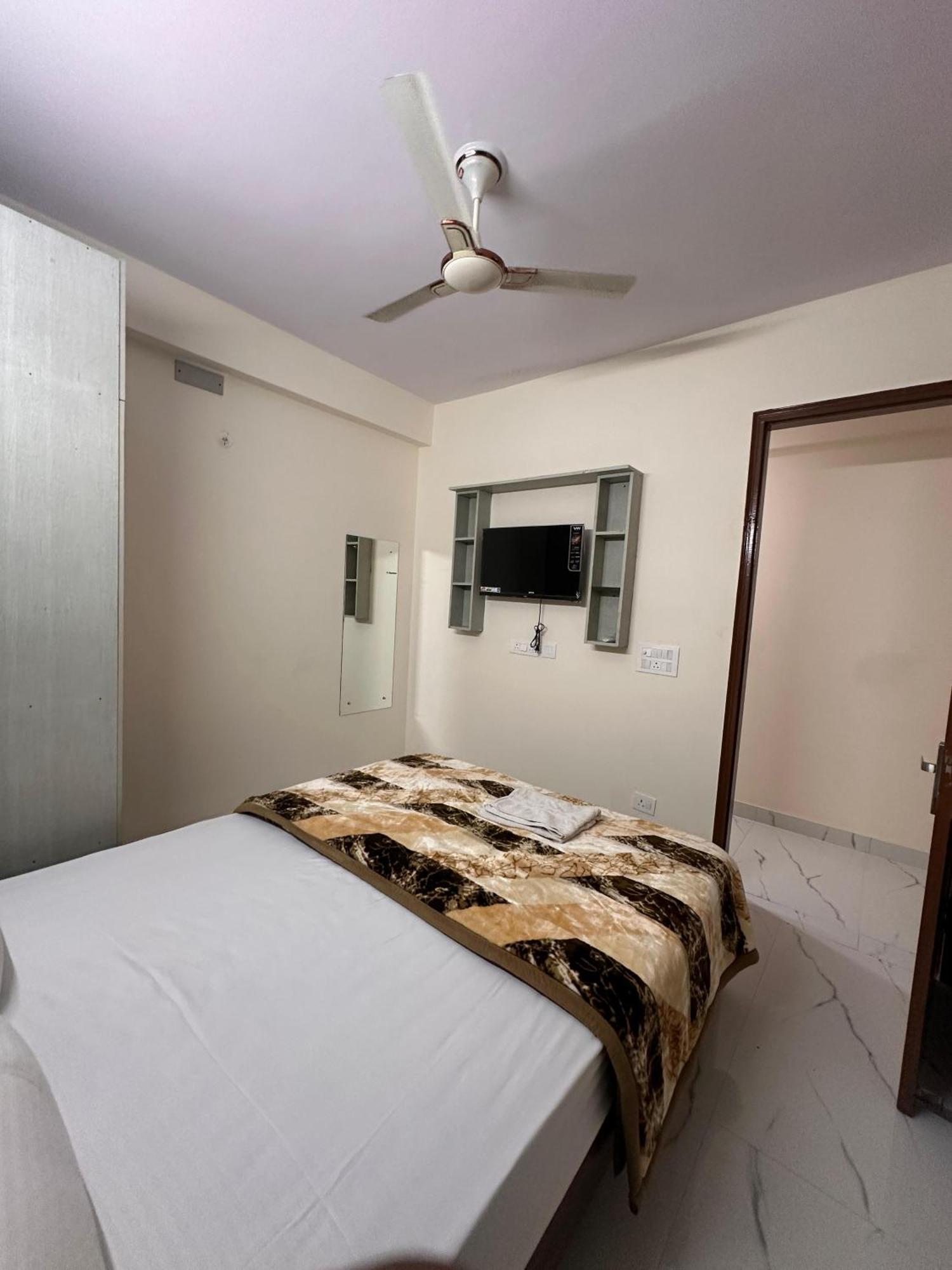 The Raveesh E20 2bhk Apartment *