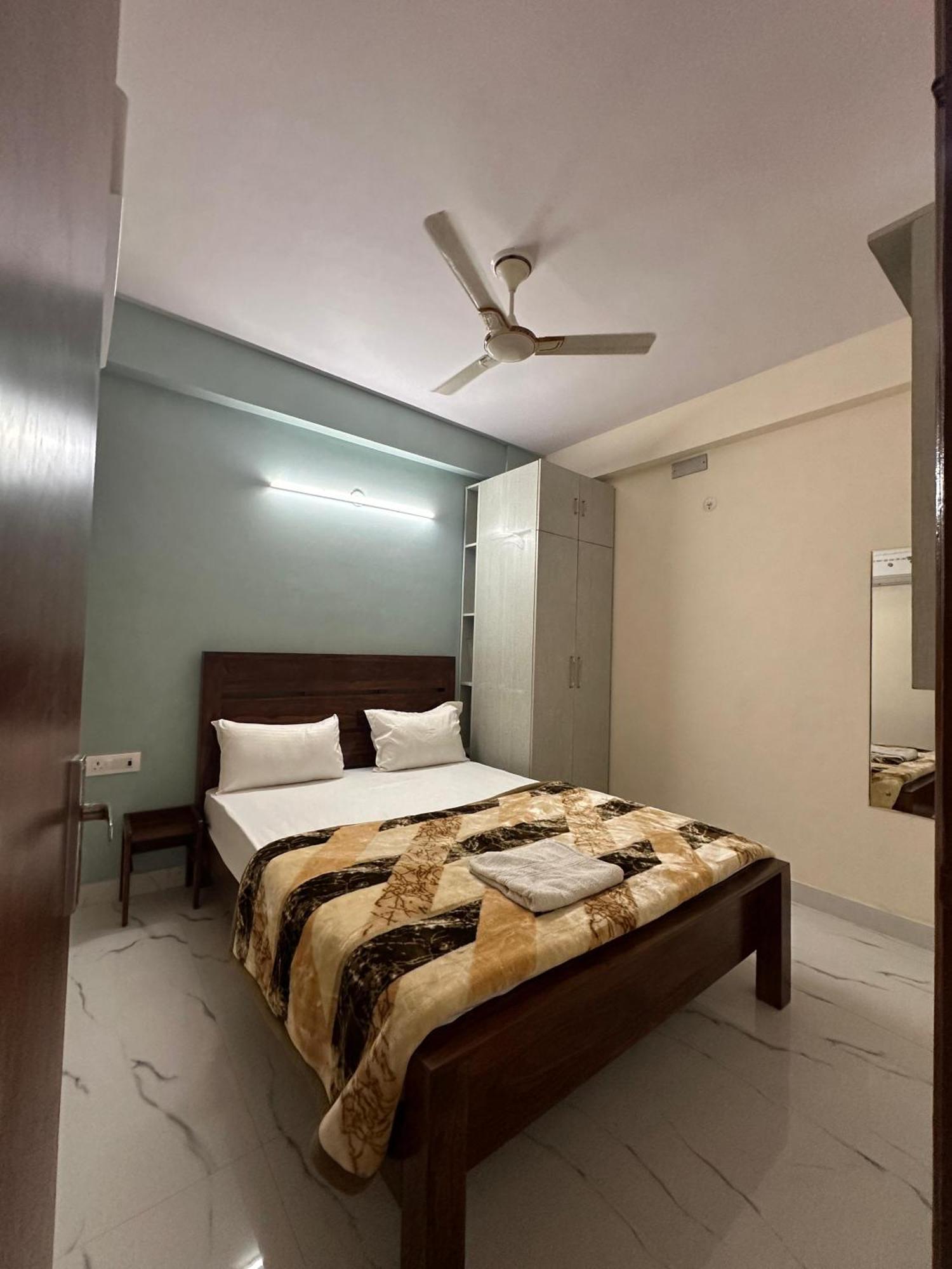 The Raveesh E20 2bhk Apartment