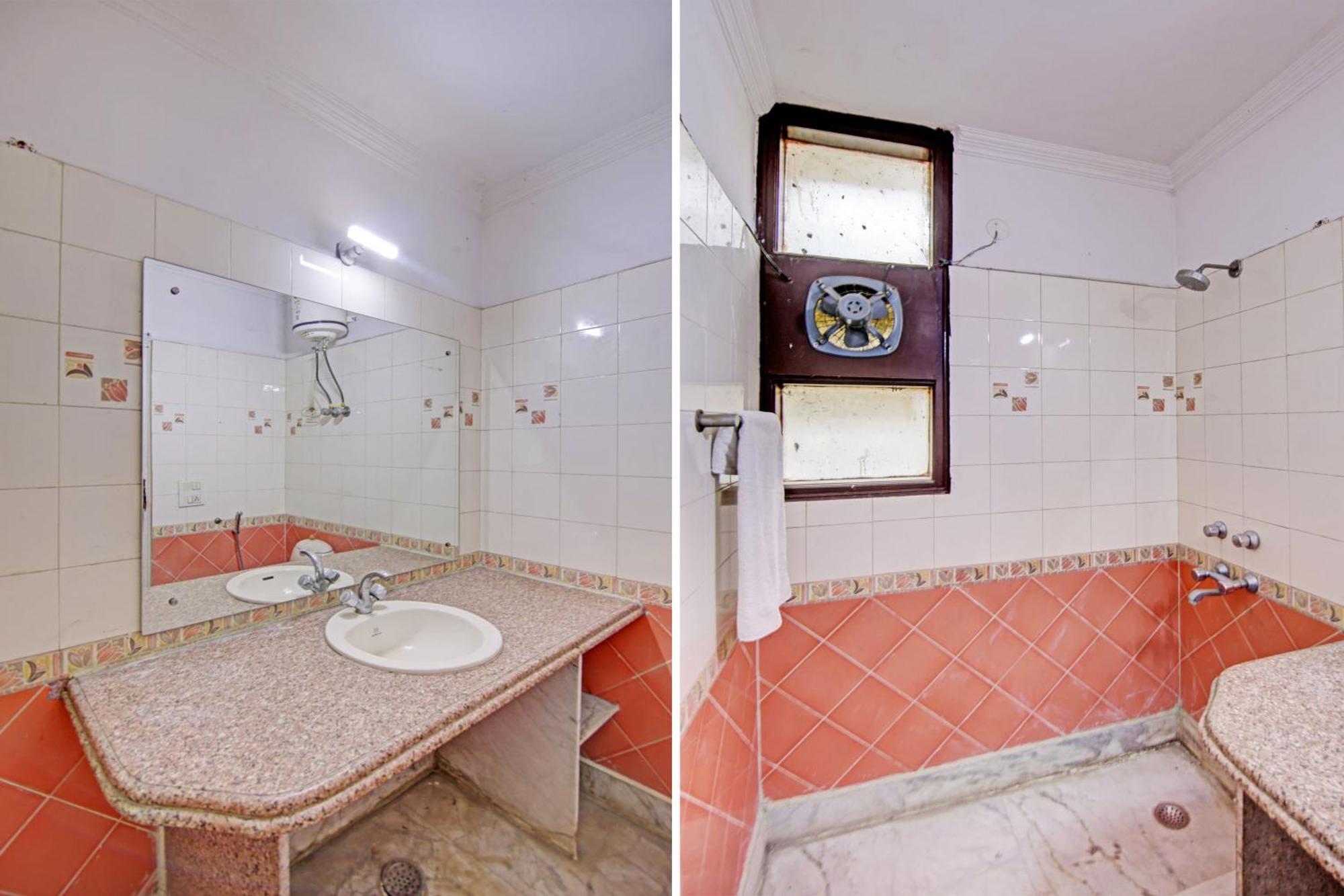 Hotel O Spacious 4*