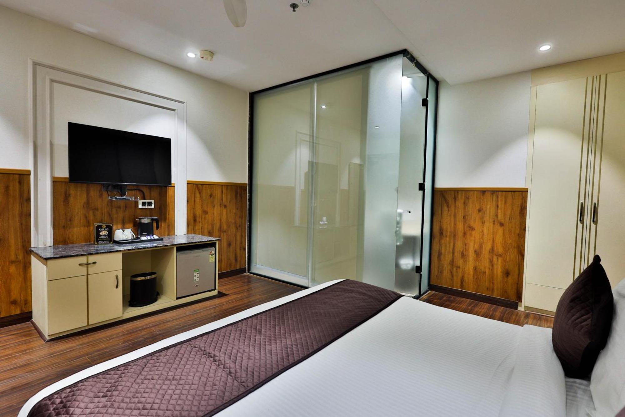 Clay Hotels, Paschim Vihar Hotel *