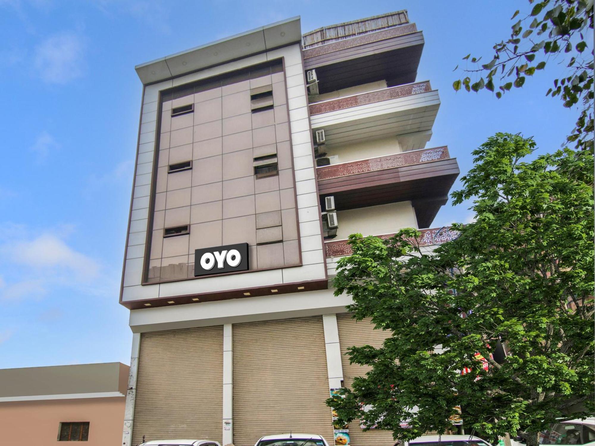 O Shoolin Residency Hotel