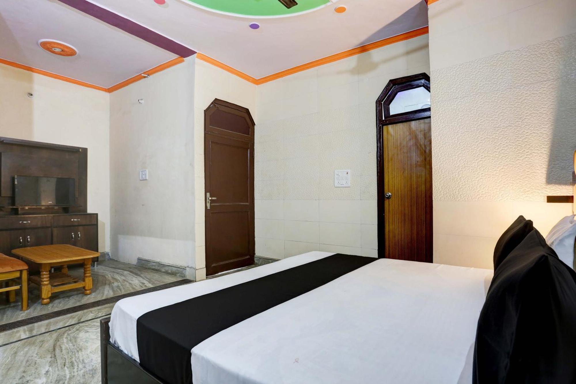 Hotel O White Diamond 4*