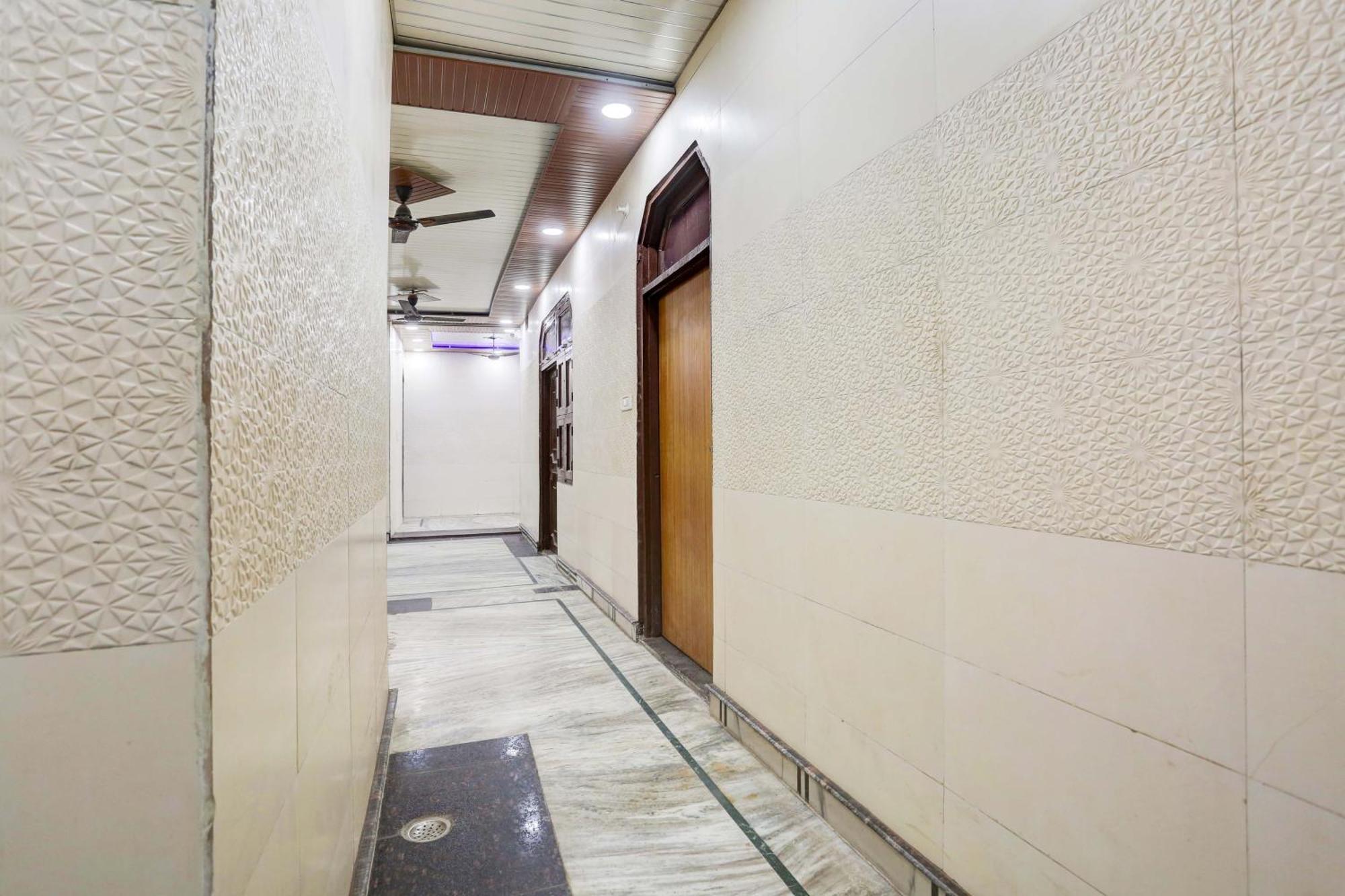 O White Diamond Hotel New Delhi