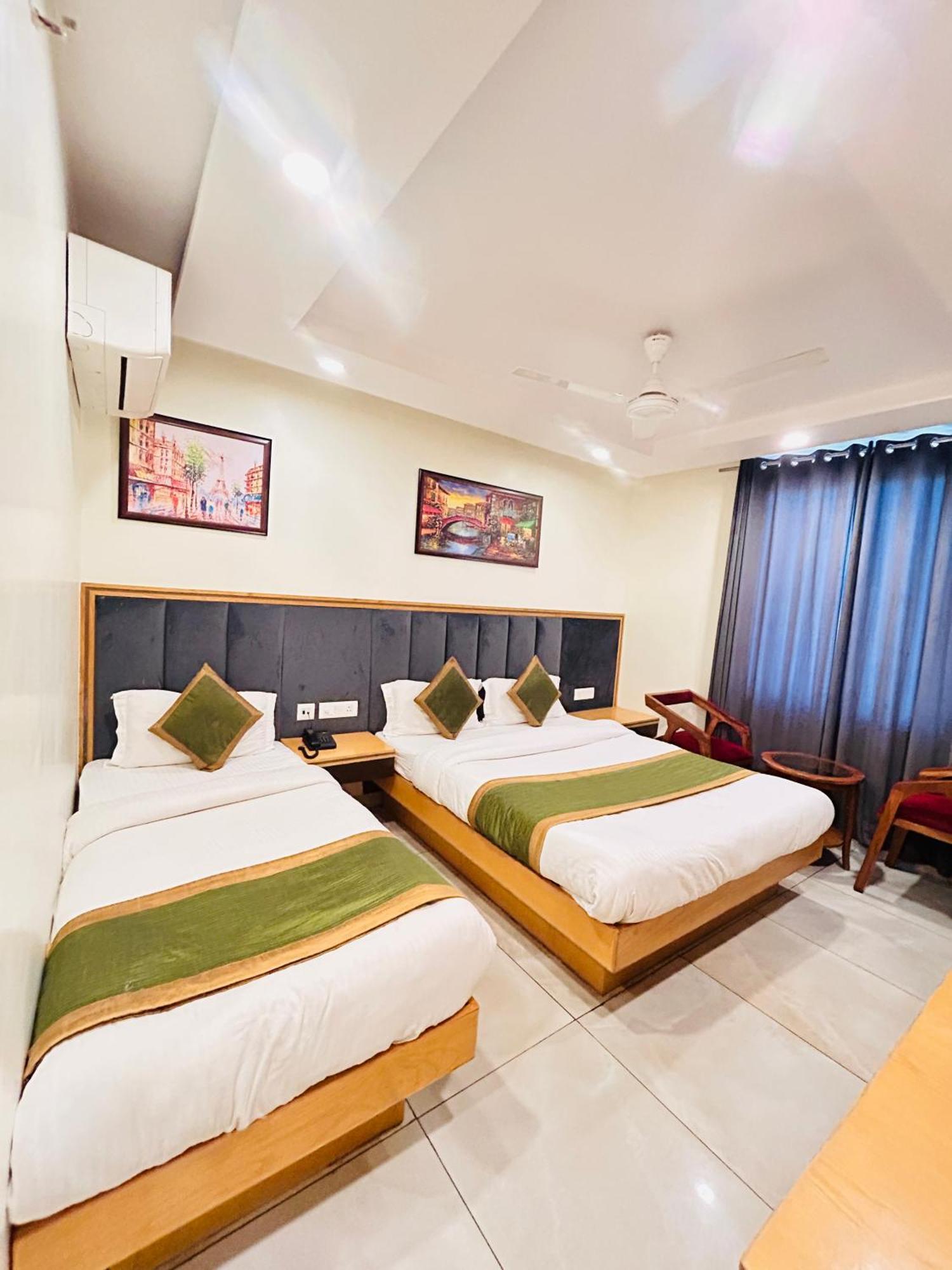 Hotel Aman Imperial Boutiqe Nova Deli