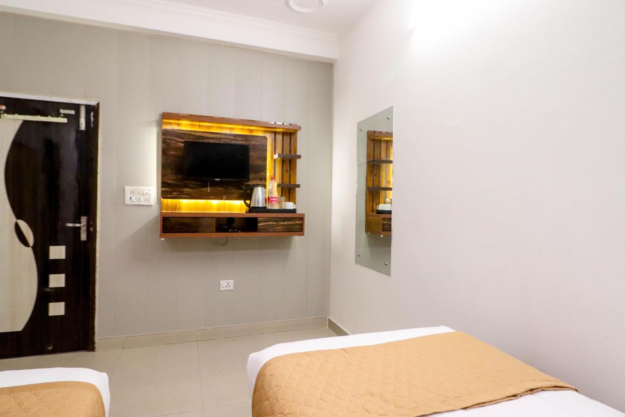 Hotel Delhi Airport New Delhi