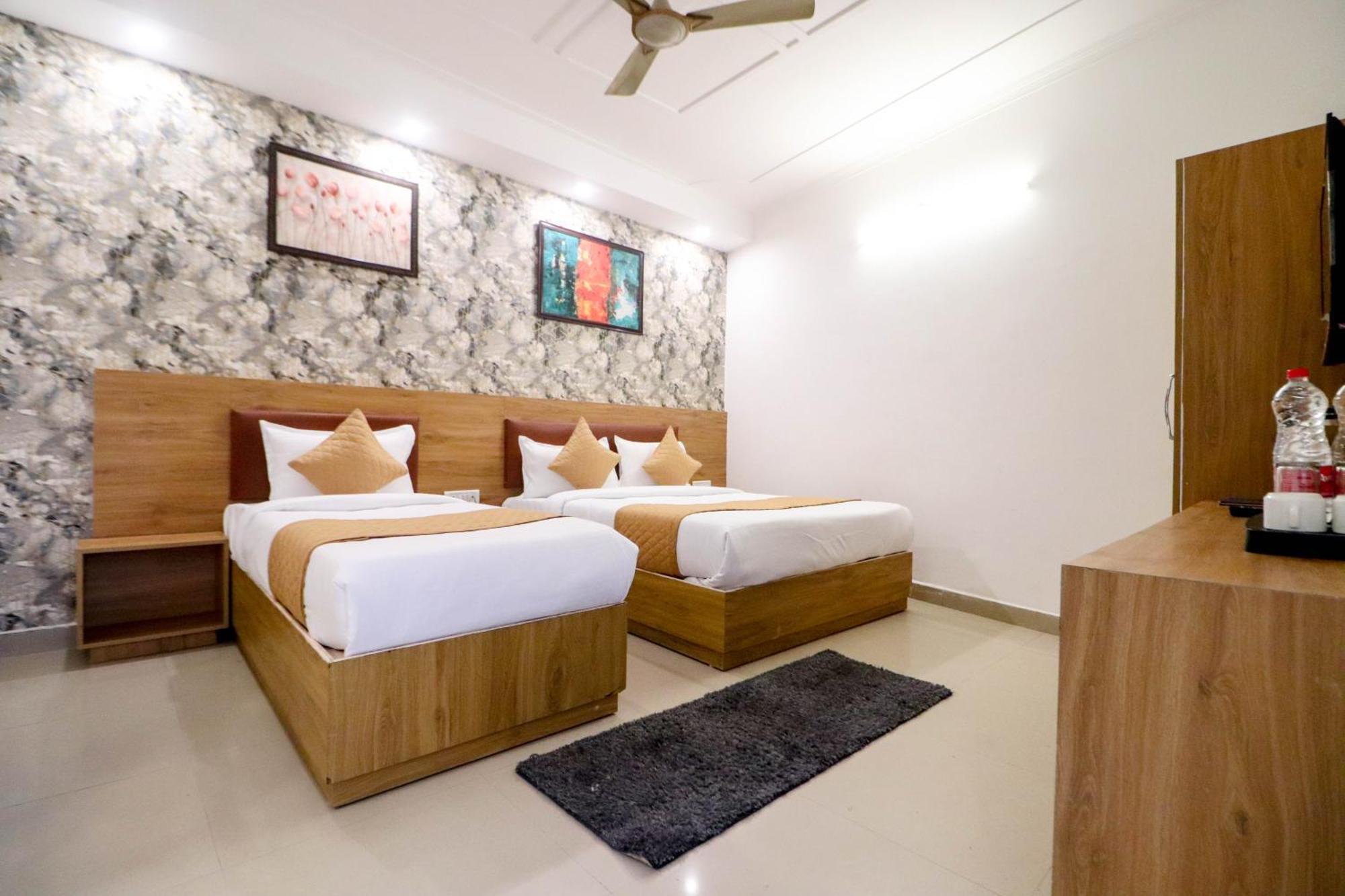 Hotel Delhi Airport New Delhi