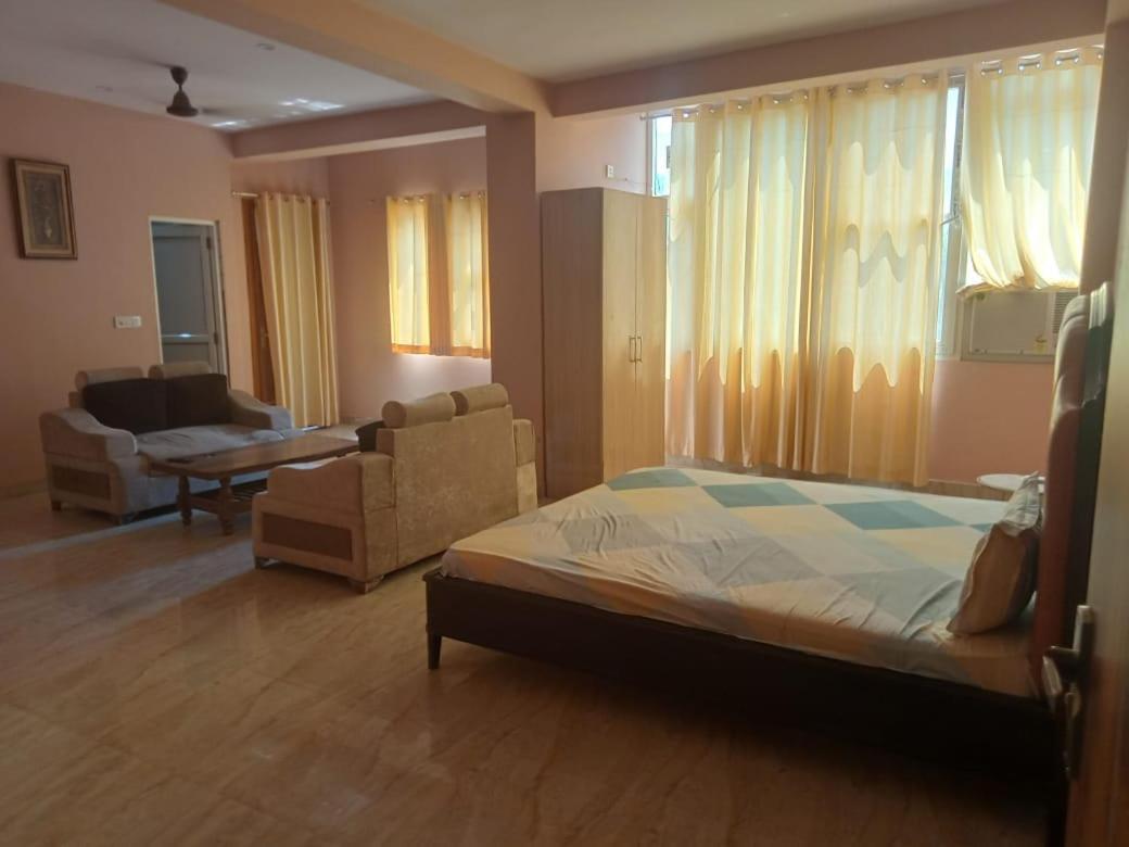 Hotel Bharat Vandana 3*