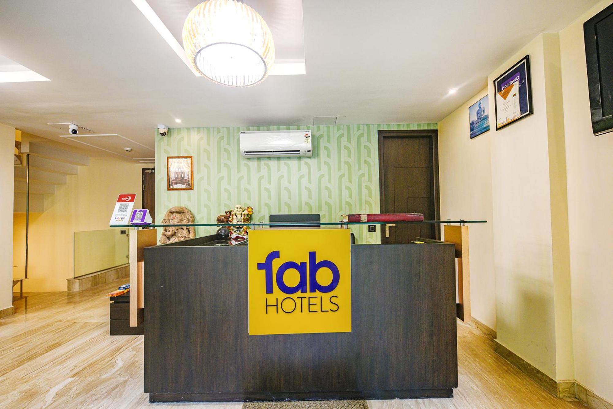 Fabhotel Aashraye 3*