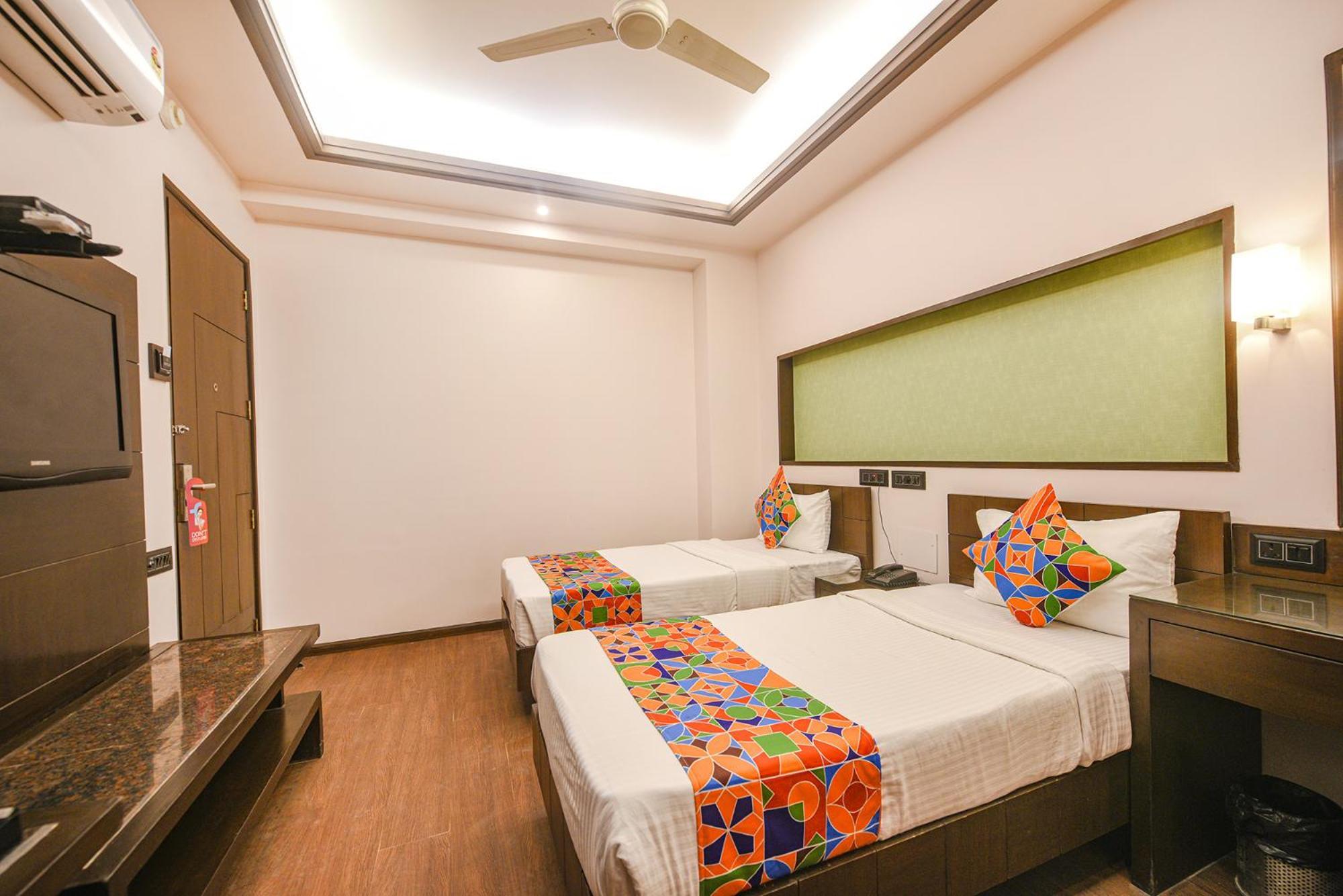 Fabhotel Aashraye Hotel
