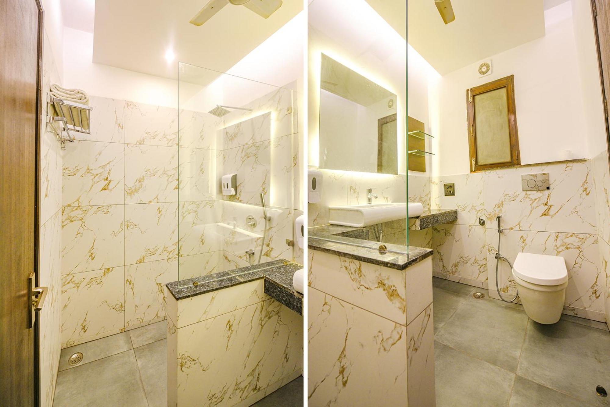Fabhotel Aashraye 3* New Delhi